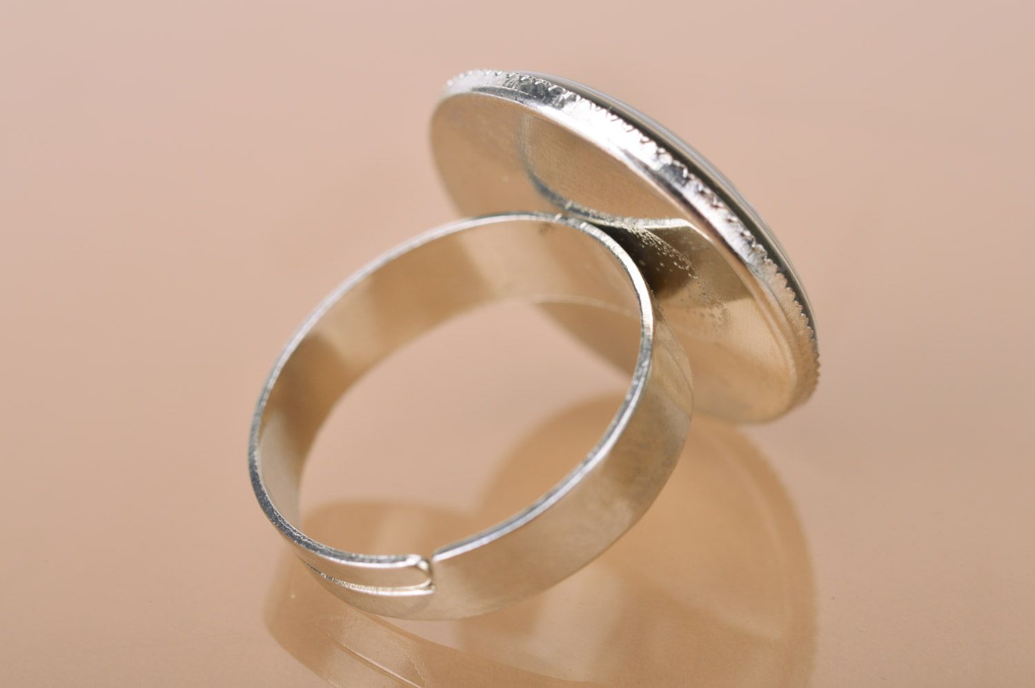 Handmade Ring aus Metall mit Muster und verstellbarer Größe für echte Modedamen foto 5