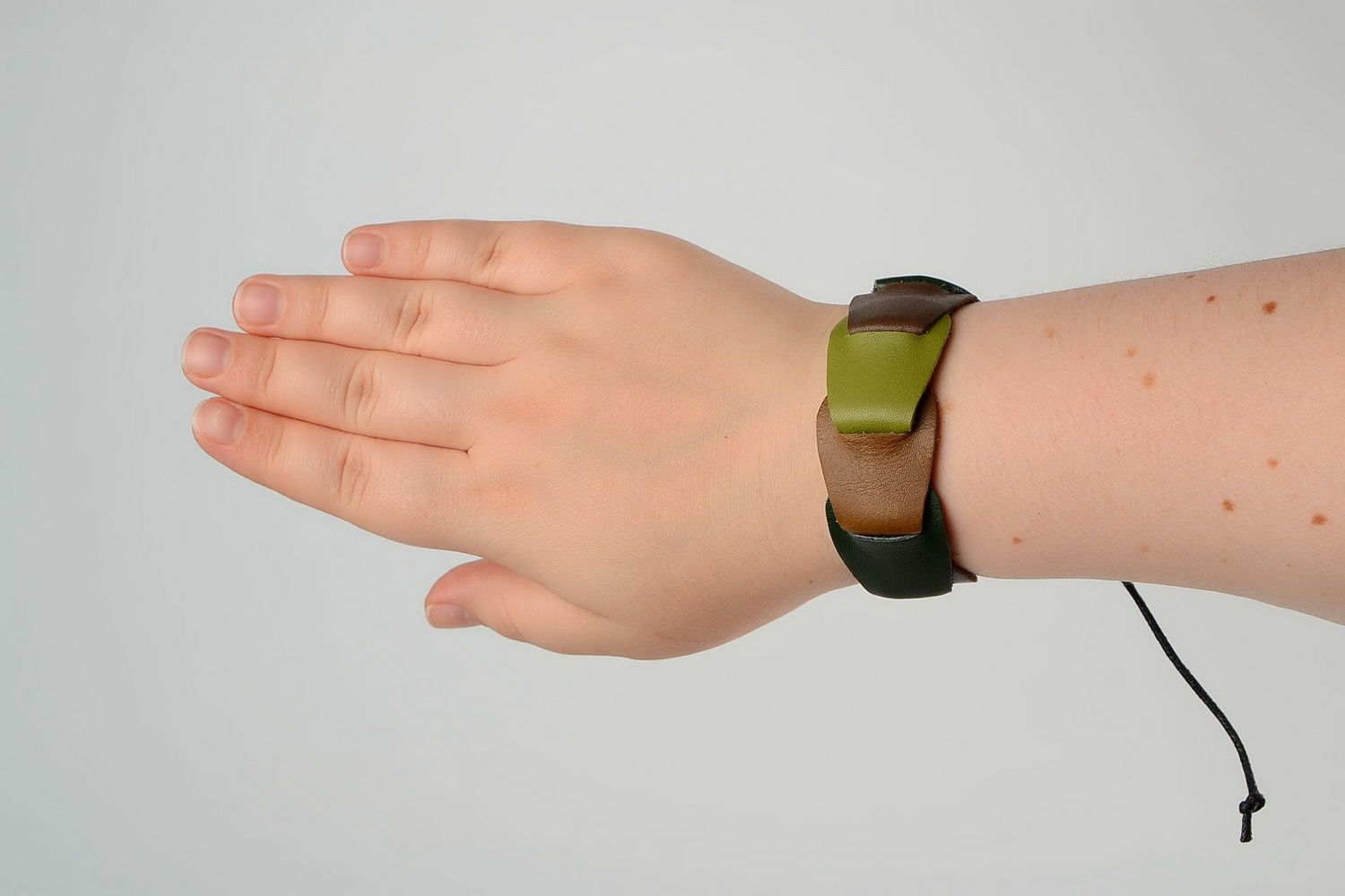 Grand bracelet en cuir vert et brun photo 5