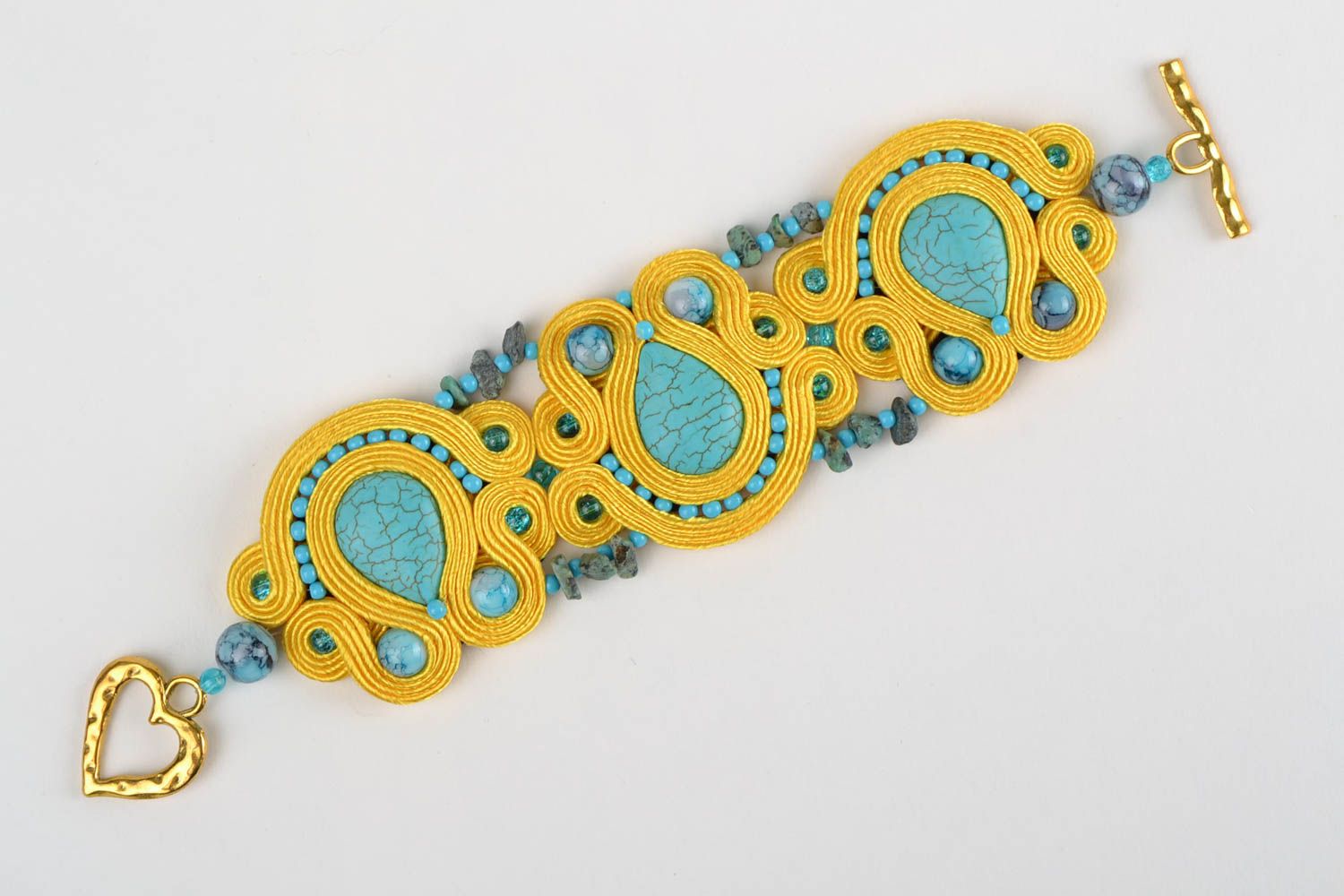 Bracelet fait main design original avec perles technique soutache avec turquoise photo 2