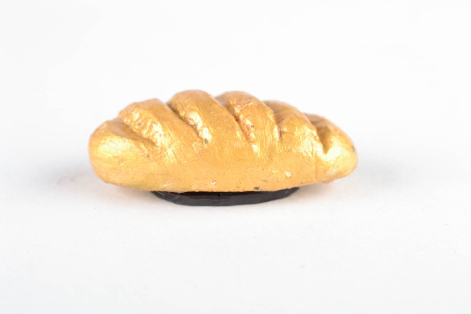 Magnet en pâte polymère en forme de pain long photo 2