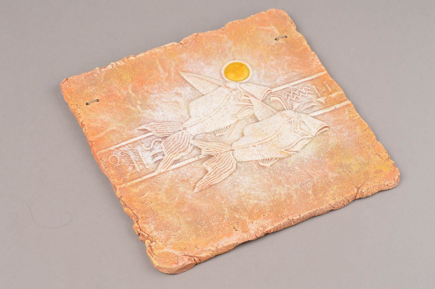 Керамическая плитка зодиакальное панно с изображением рыб из глины ручная работа фото 7