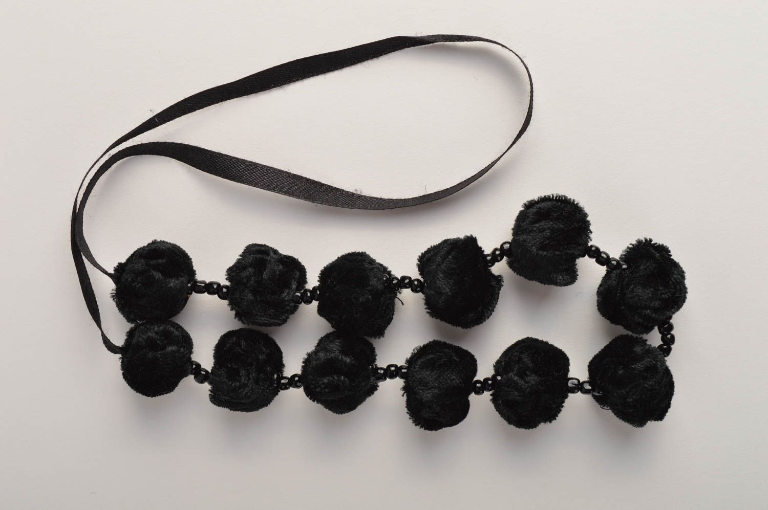 Modeschmuck Halskette handmade Damen Collier Accessoires für Frau schwarz Stoff foto 3