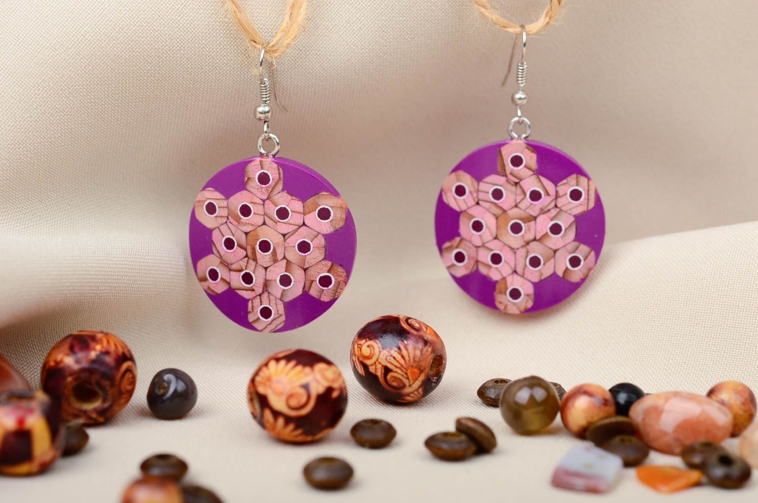 Boucles d'oreilles rondes Bijou fait main violettes design original Cadeau femme photo 1