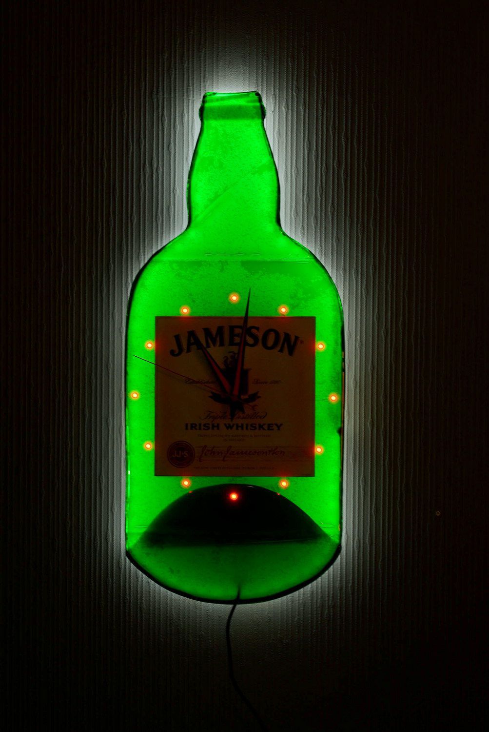 Relógio com luz de fundo Jameson foto 4
