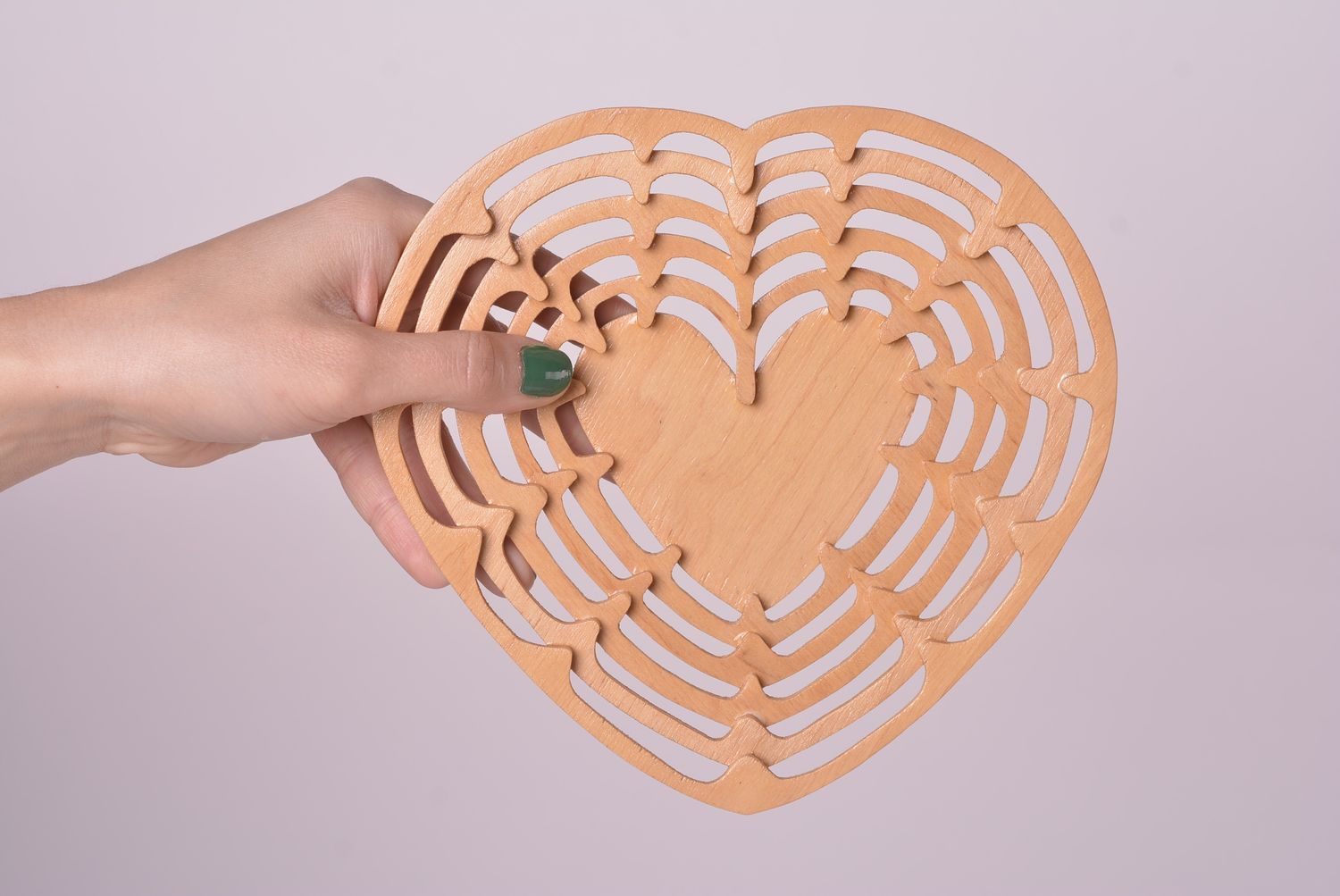 Деревянное изделие хэнд мэйд емкость для конфет в форме сердца декор для дома фото 2
