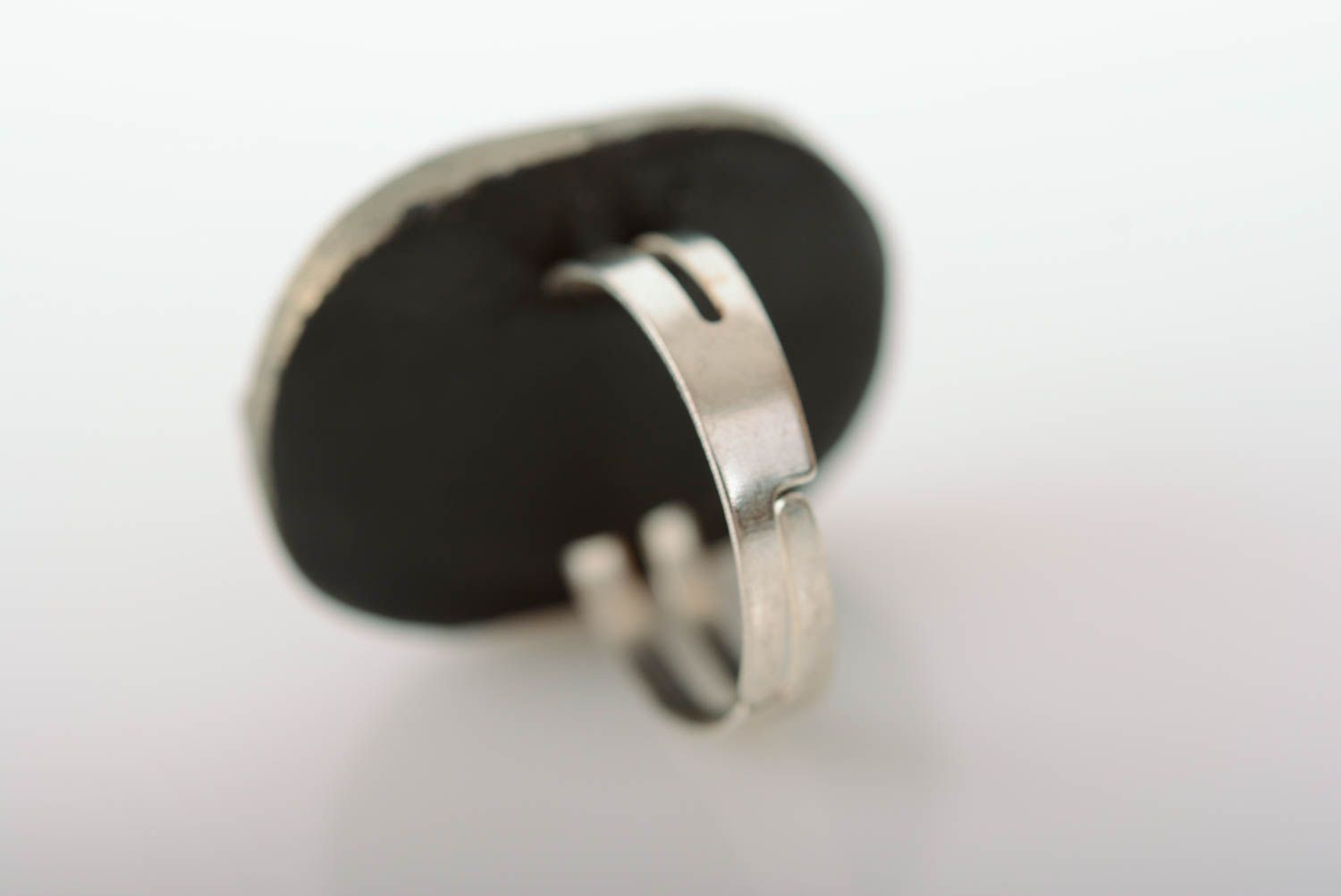Origineller Schmuck Ring aus Polymer Clay mit einstellbarer Größe Handarbeit foto 2