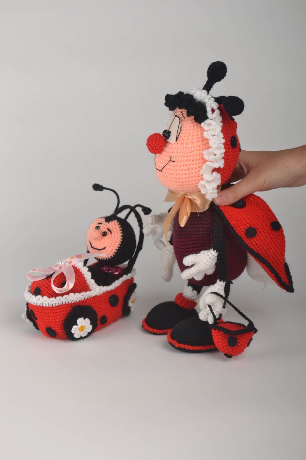 Handmade gehäkeltes Kuscheltier Spielzeug Marienkäfer Geschenk Idee für Kinder foto 5