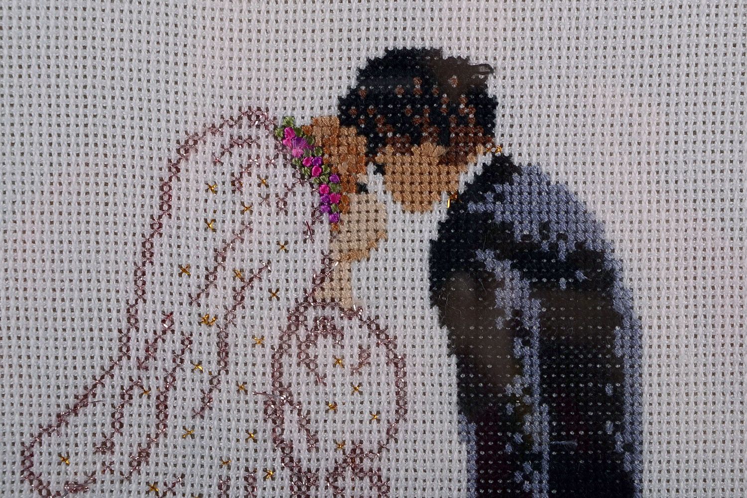 Embroidered painting Wedding photo 2