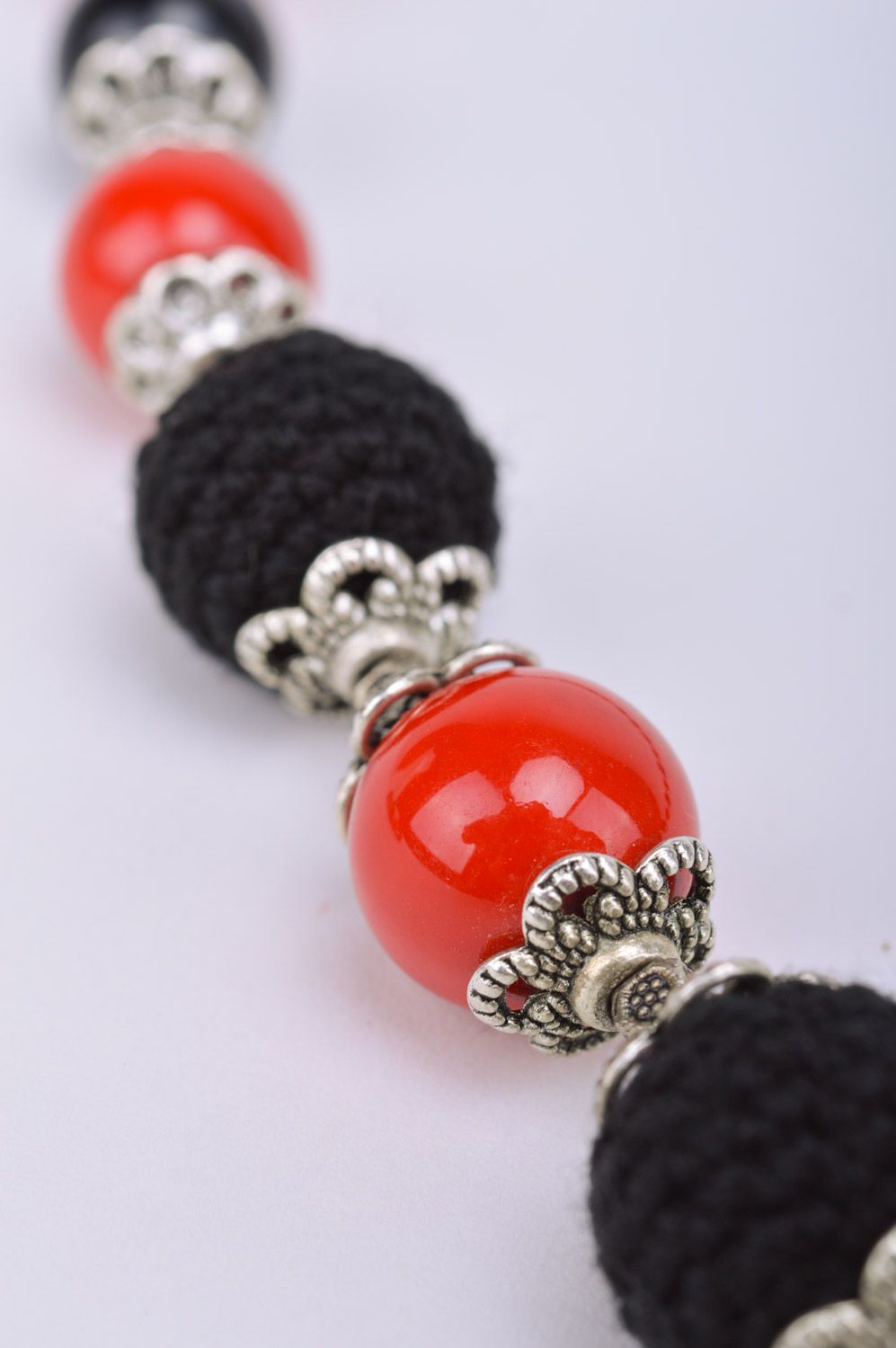Handmade textile jewelry set 3 items crochet over bead necklace bracelet and earrings of red and black colors photo 4
