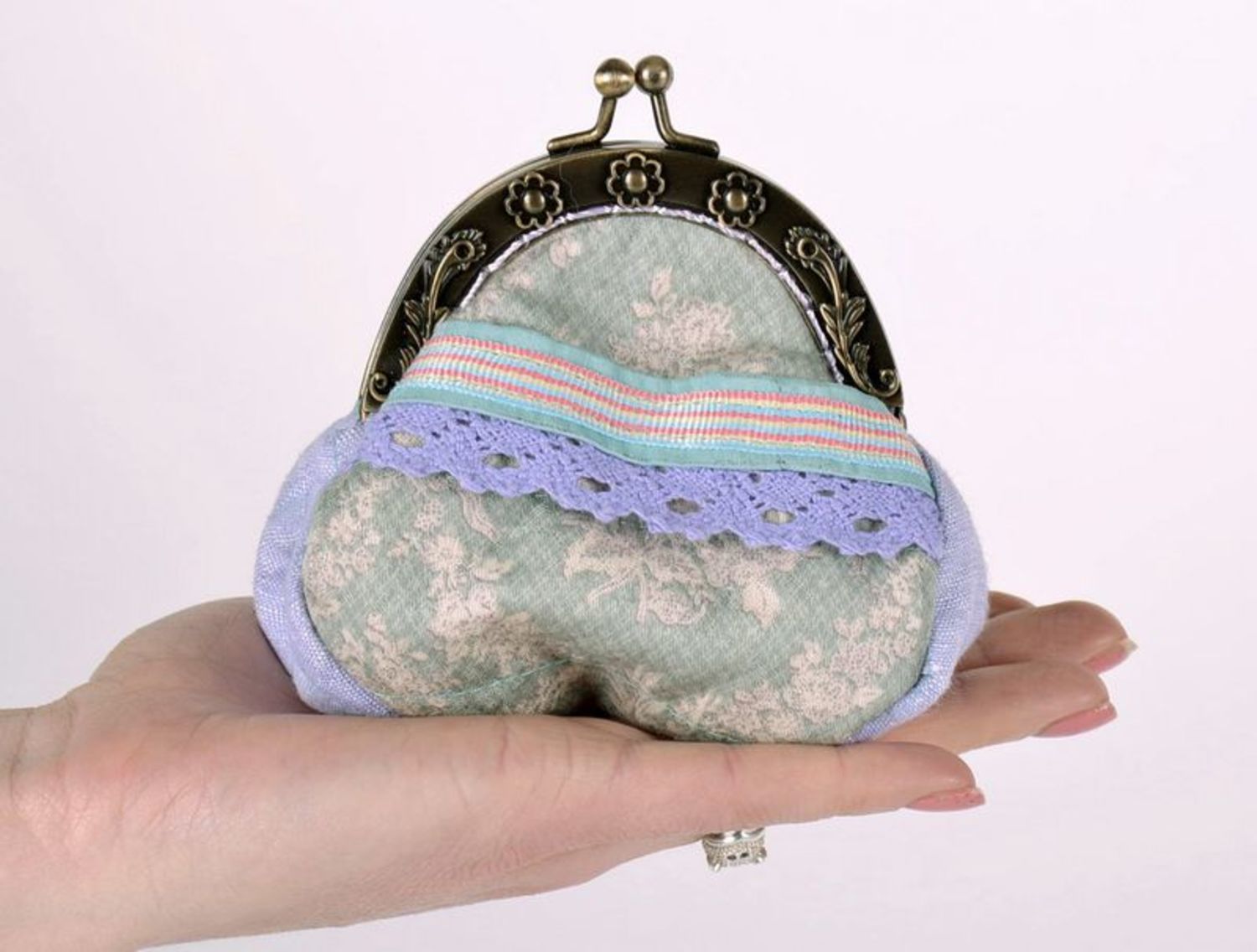 Purse with a clasp photo 5