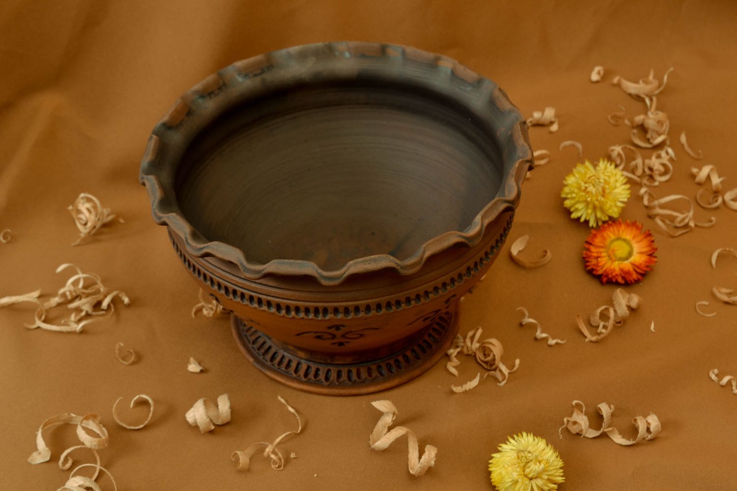 Ceramic bowl kilned with milk 3 liters photo 1