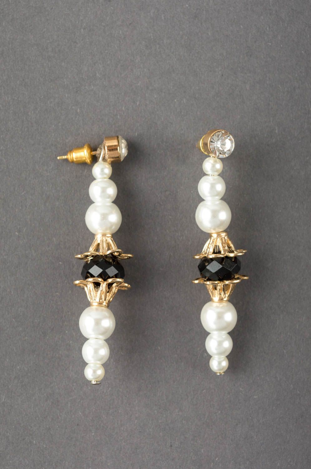 Handmade stud earrings with charms cute jewelry made of artificial pearls photo 2