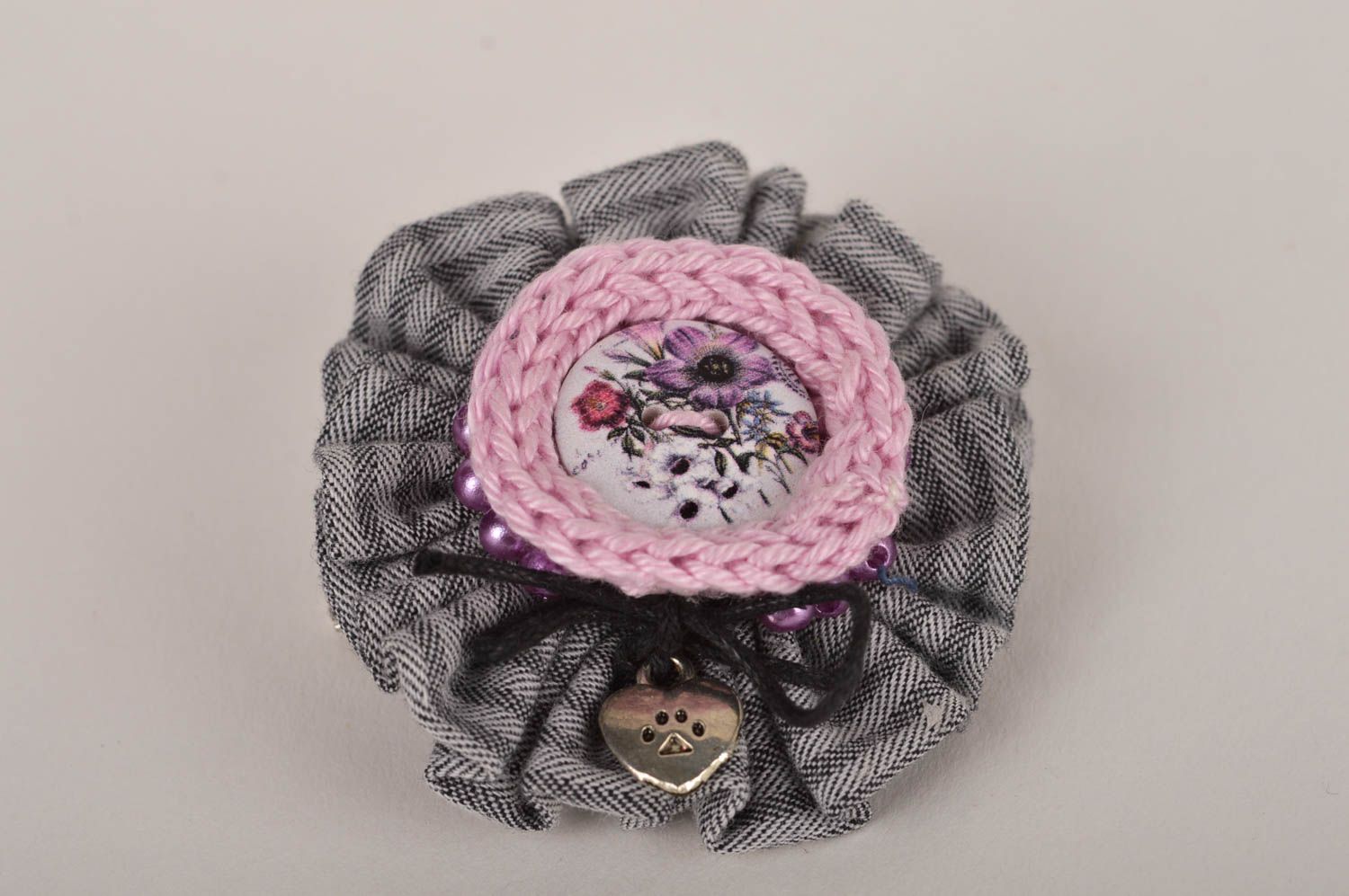 Unusual handmade flower brooch crochet ideas hair clip artisan jewelry photo 2
