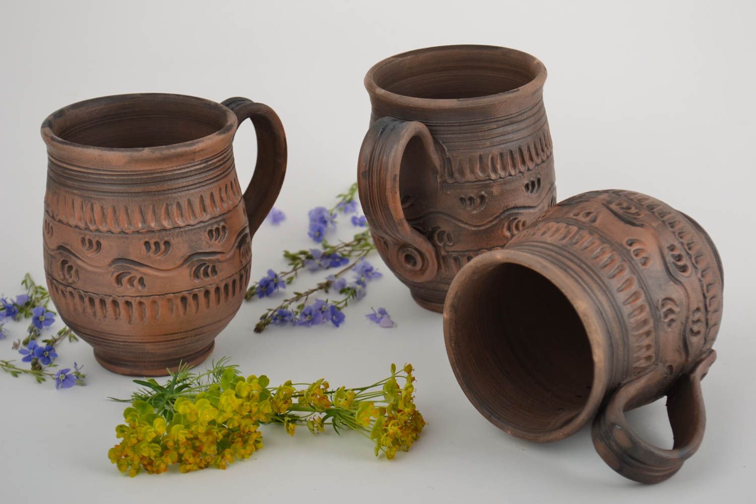 Set of red clay 8 oz drinking cups in brown color with rustic pattern photo 1