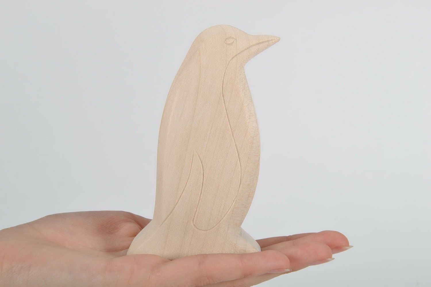 Wooden figurine Penguin photo 2