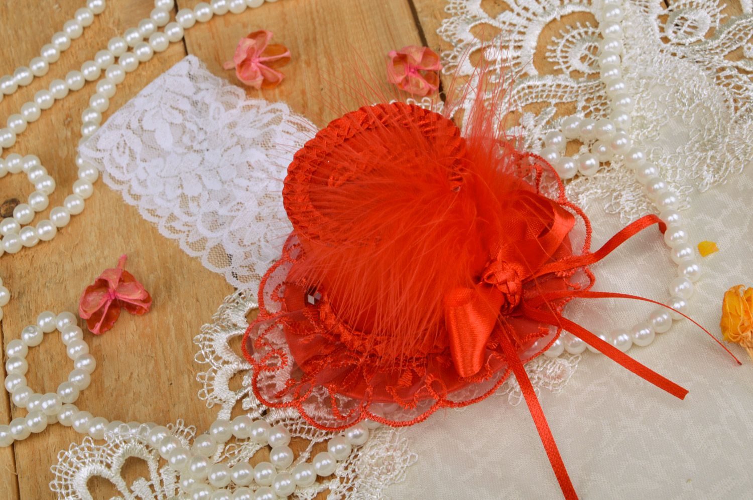 Handmade decorative white lacy headband with red satin top hat with feathers photo 1