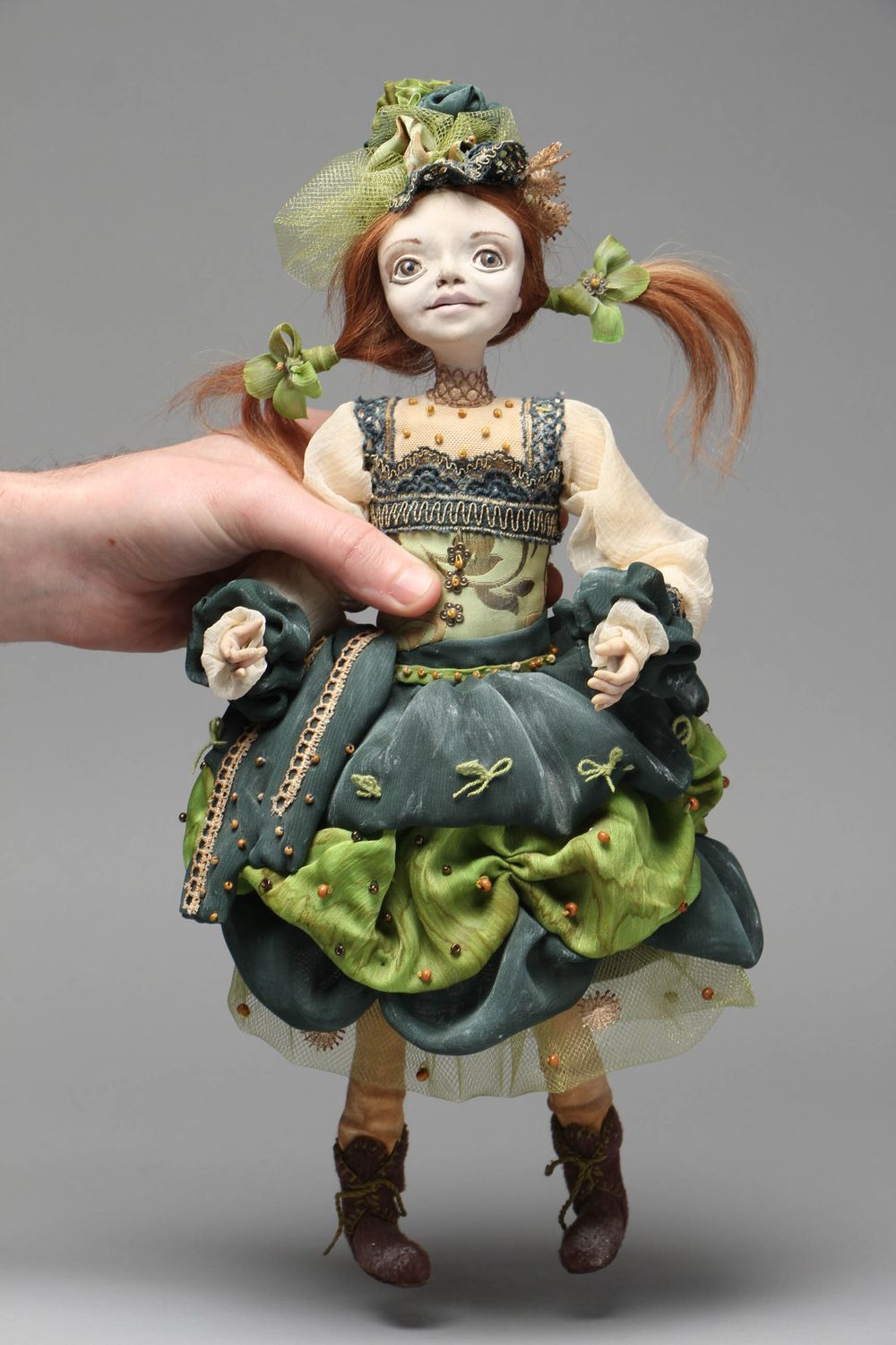 Авторская кукла из полимерной глины фото 4