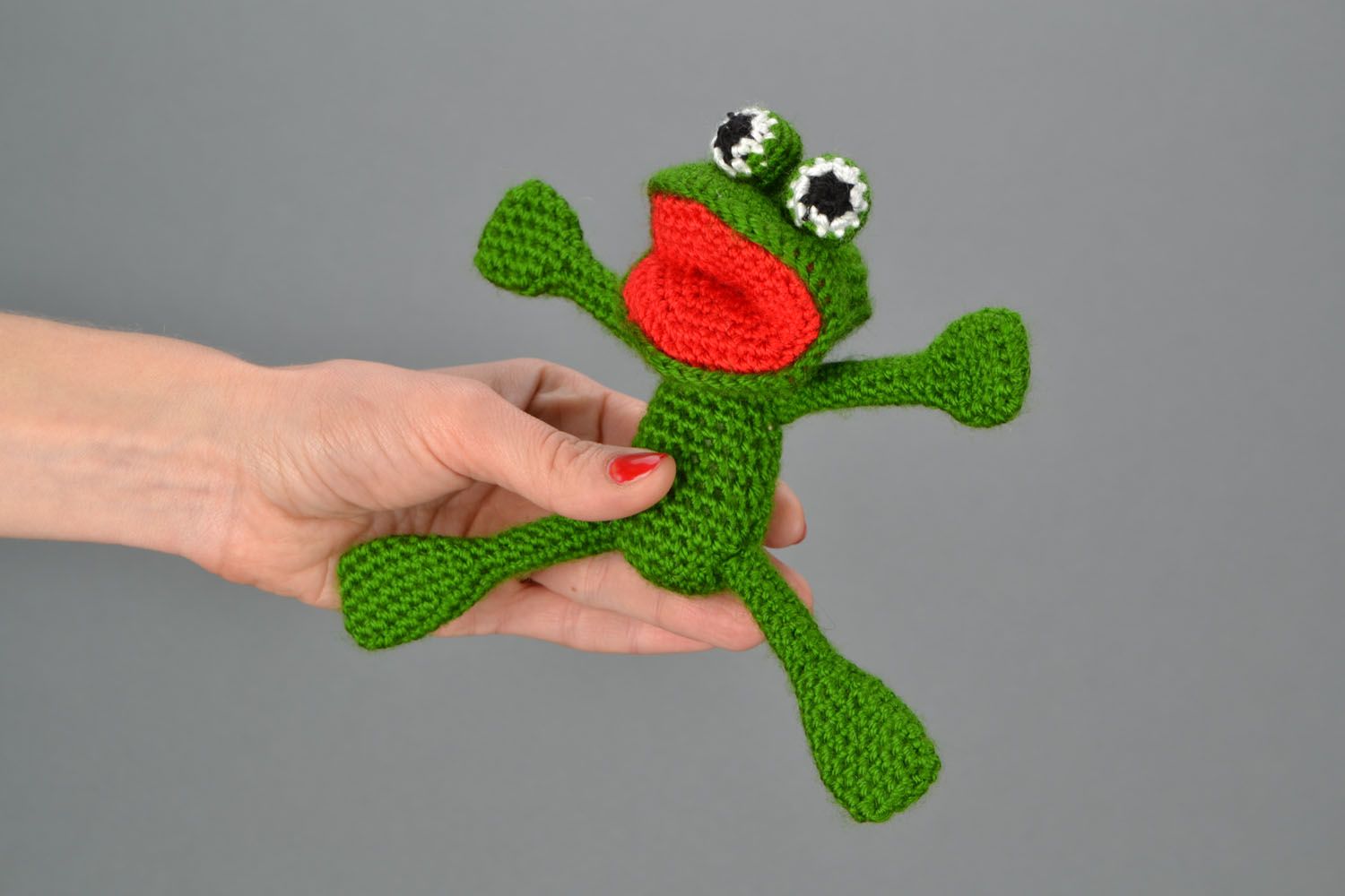Jouet tricot au crochet Petite Grenouille photo 2