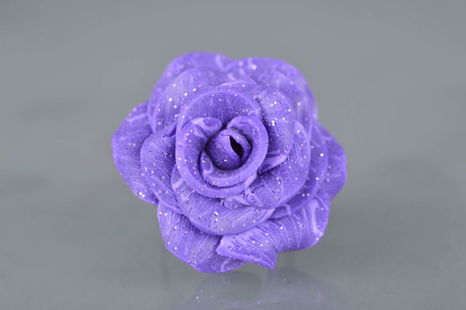 Кольцо цветок из полимерной глины лиловое стильное для модниц ручной работы фото 2
