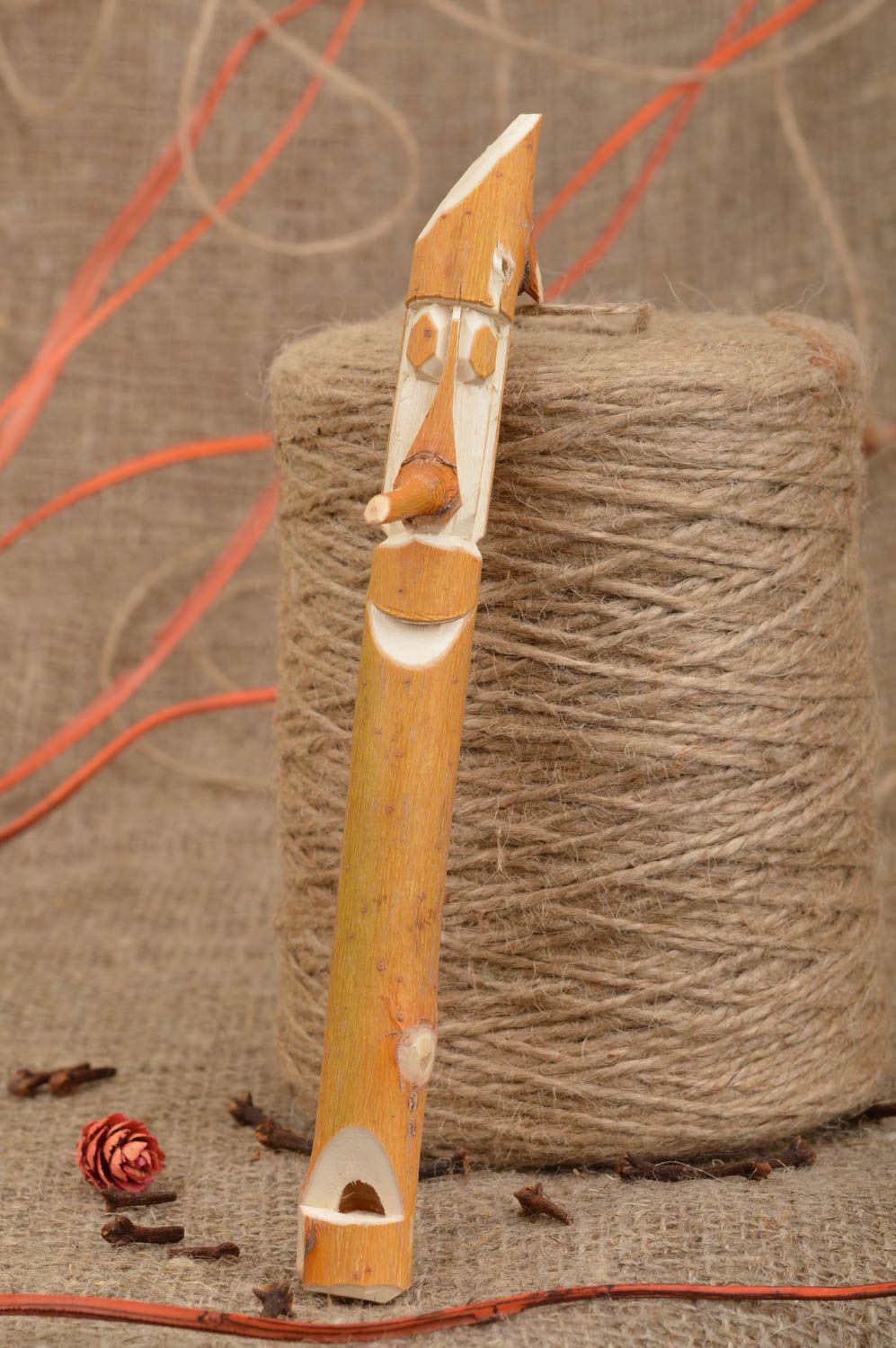 Деревянное музыкальное изделие свисток деревянный мужское лицо ручной работы фото 1