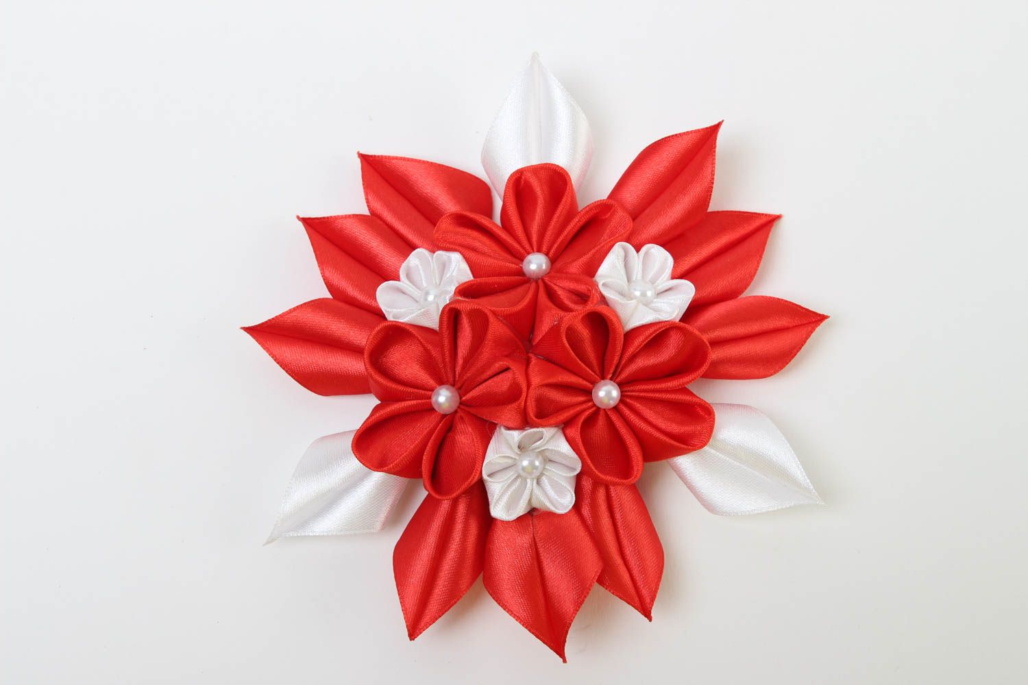 Rote Blume Haarspange handgemachter Schmuck Accessoire für Frauen künstlerisch foto 2