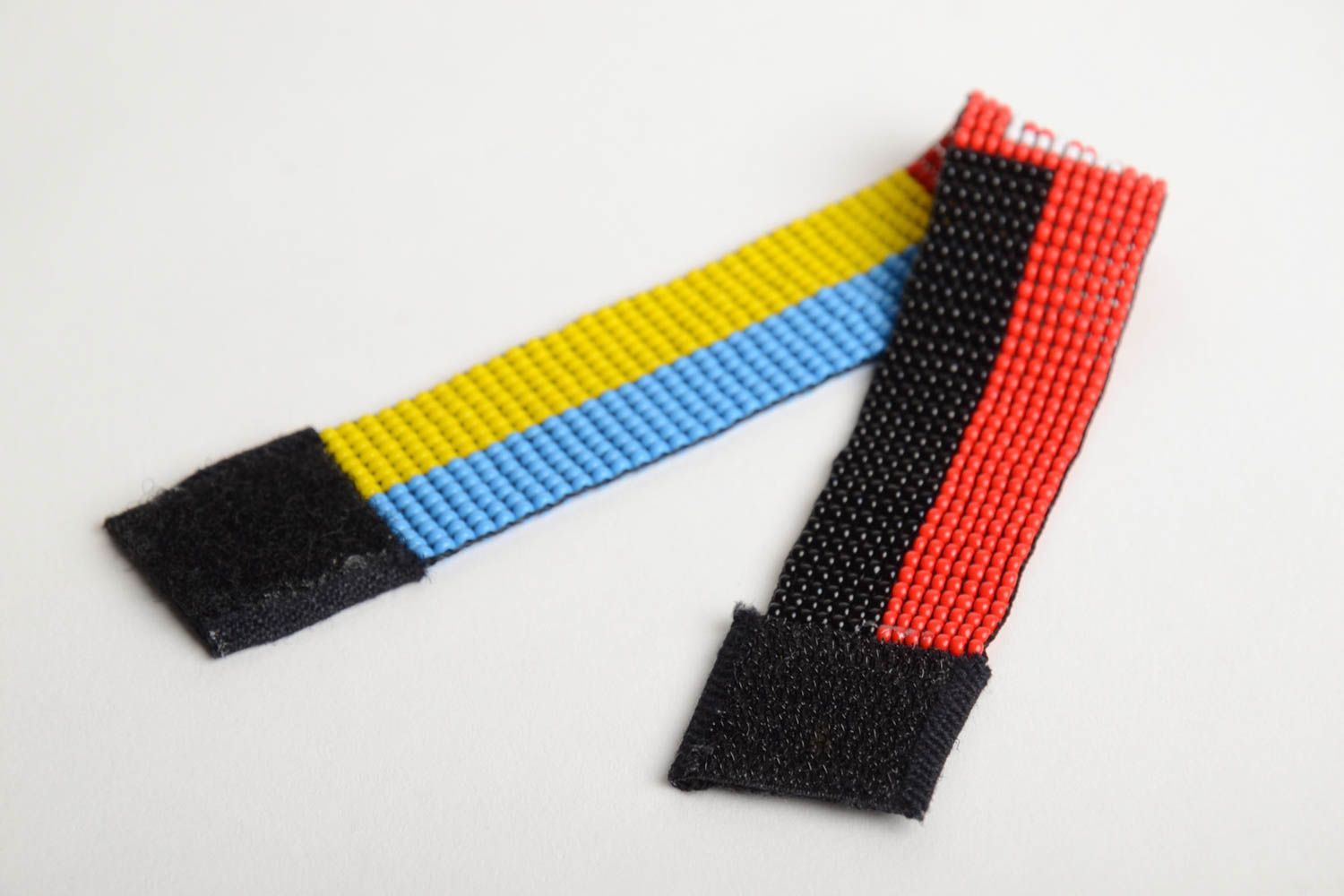 Handmade black and red yellow and blue bead woven flat wrist bracelet unisex photo 4