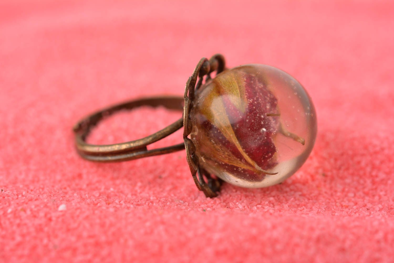 Кольцо ручной работы кольцо из эпоксидной смолы женское кольцо прозрачная сфера фото 1