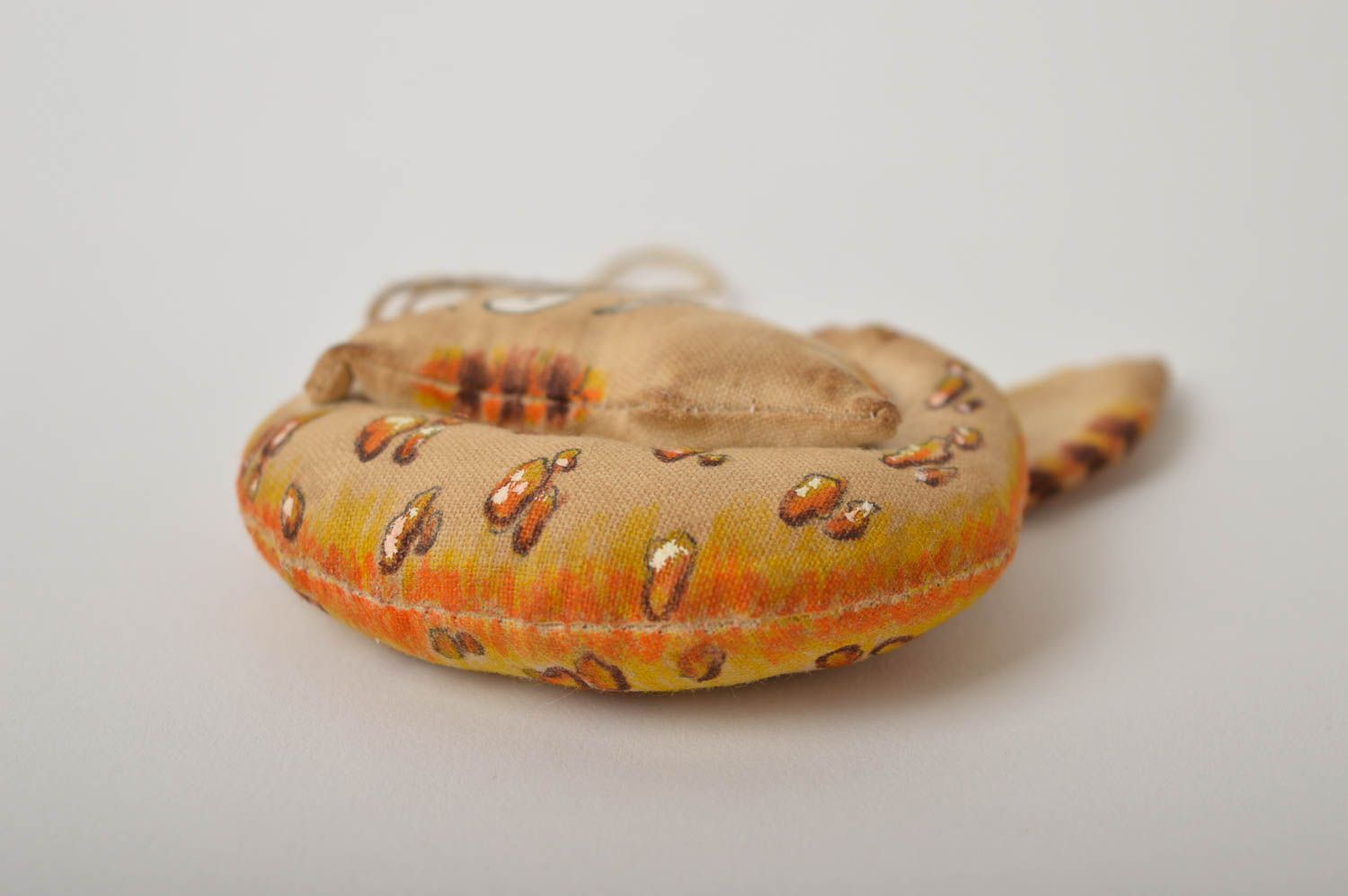 Peluche de animal hecho a mano juguete de tela gato objeto de decoración foto 4