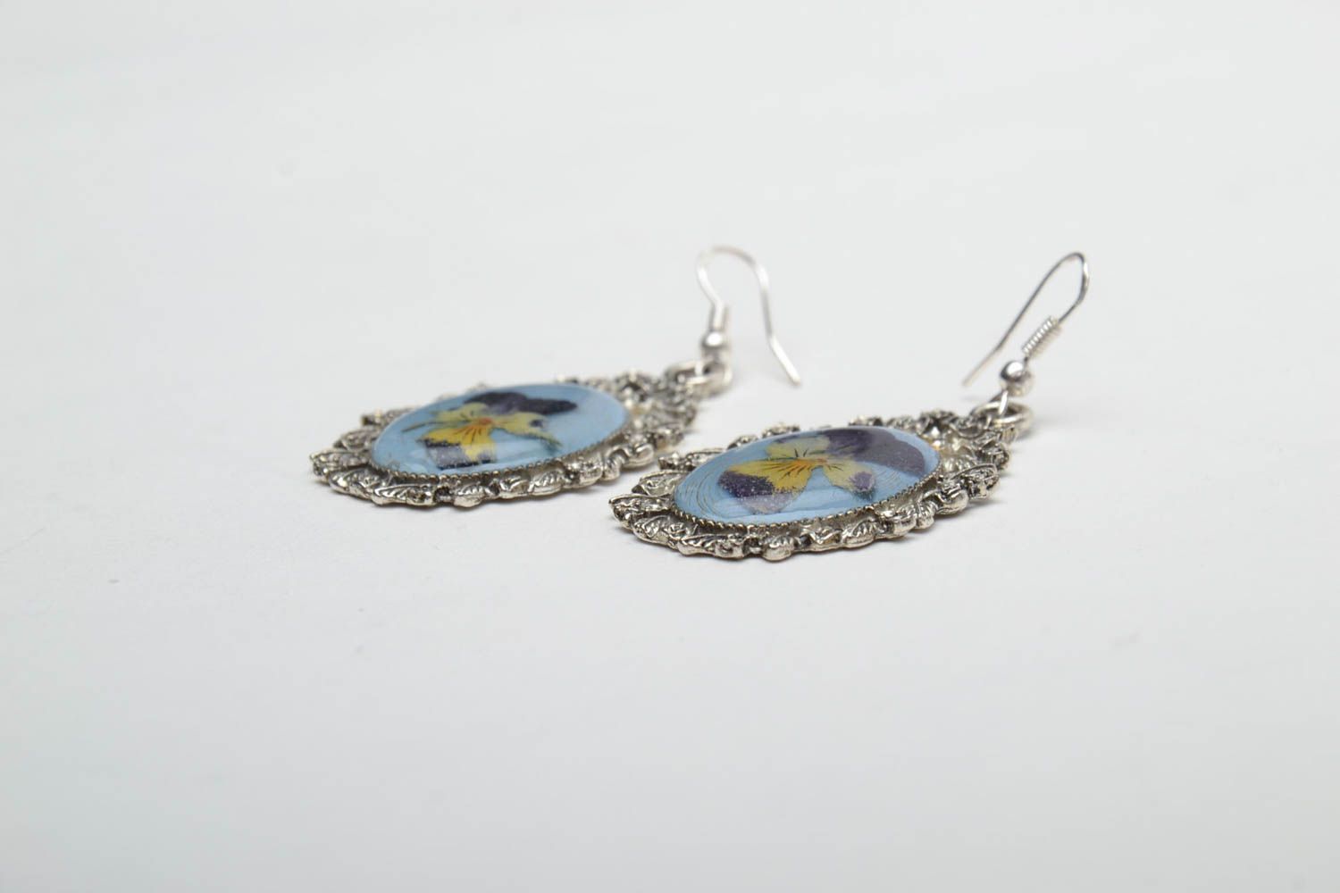 Earrings with natural flowers Wild Pansy photo 4