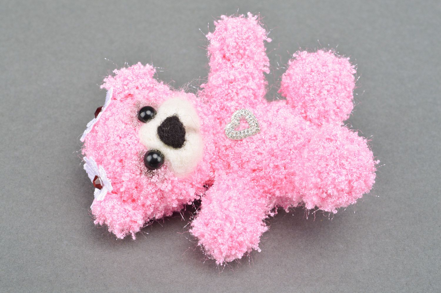 Розовая мягкая вязаная игрушка ручной работы в виде мишки для девочки подарок фото 5