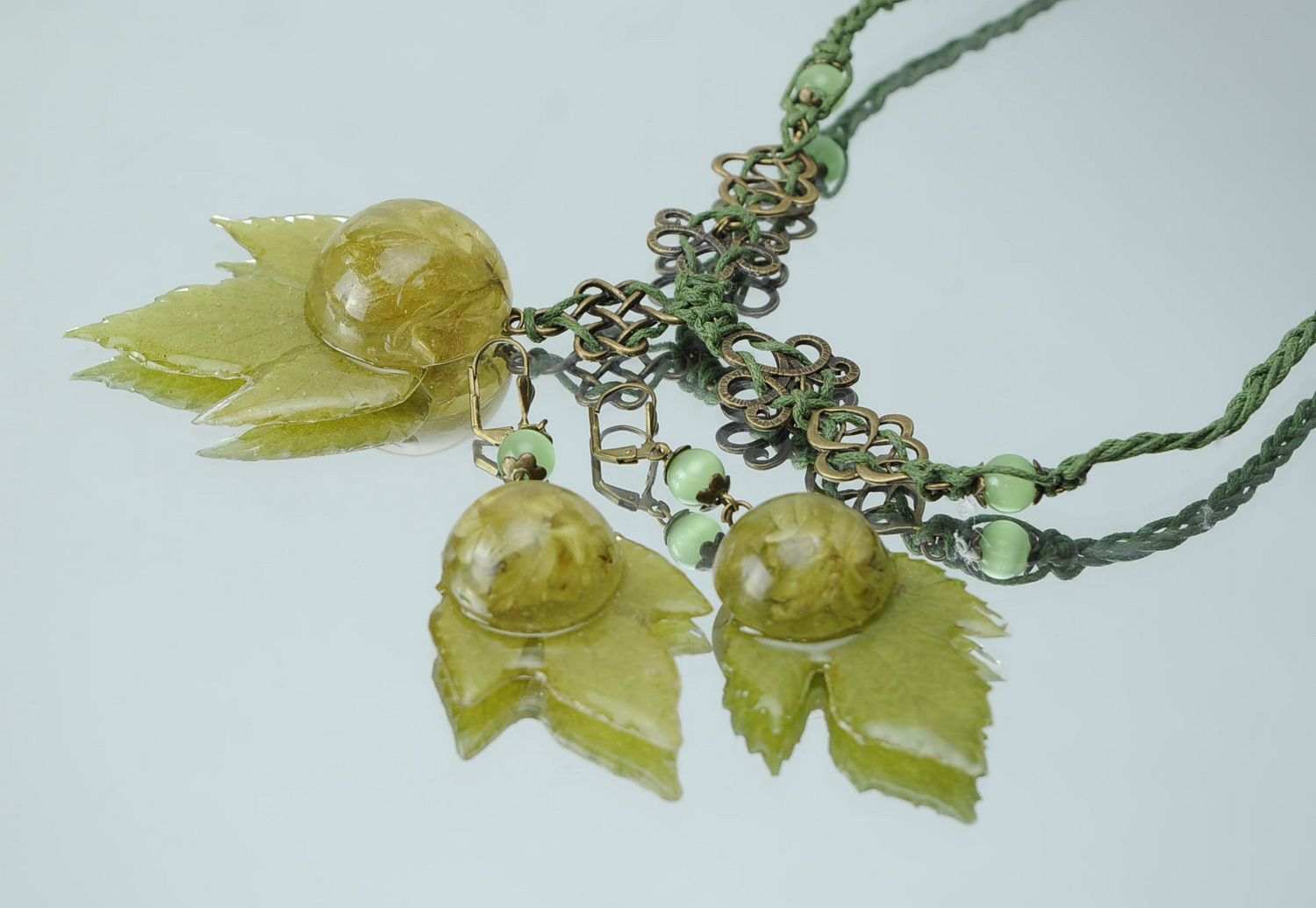 Set of accessories: necklace and pendant Hops  photo 1