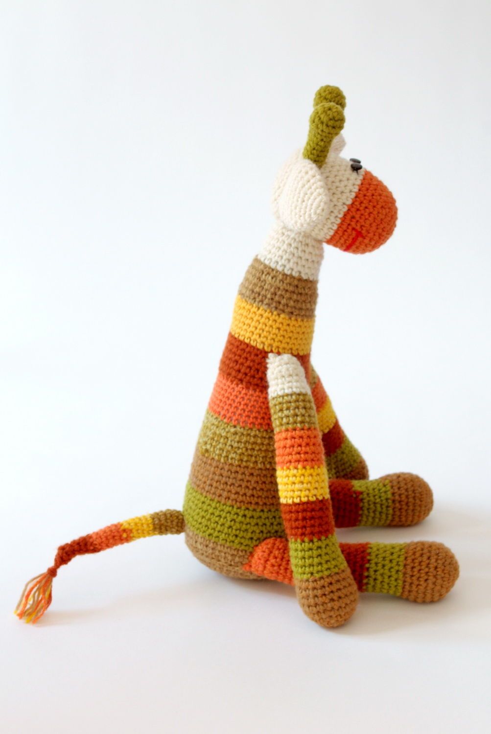 Giocattolo a maglia fatto a mano pupazzo morbido giraffa piccola a uncinetto foto 4