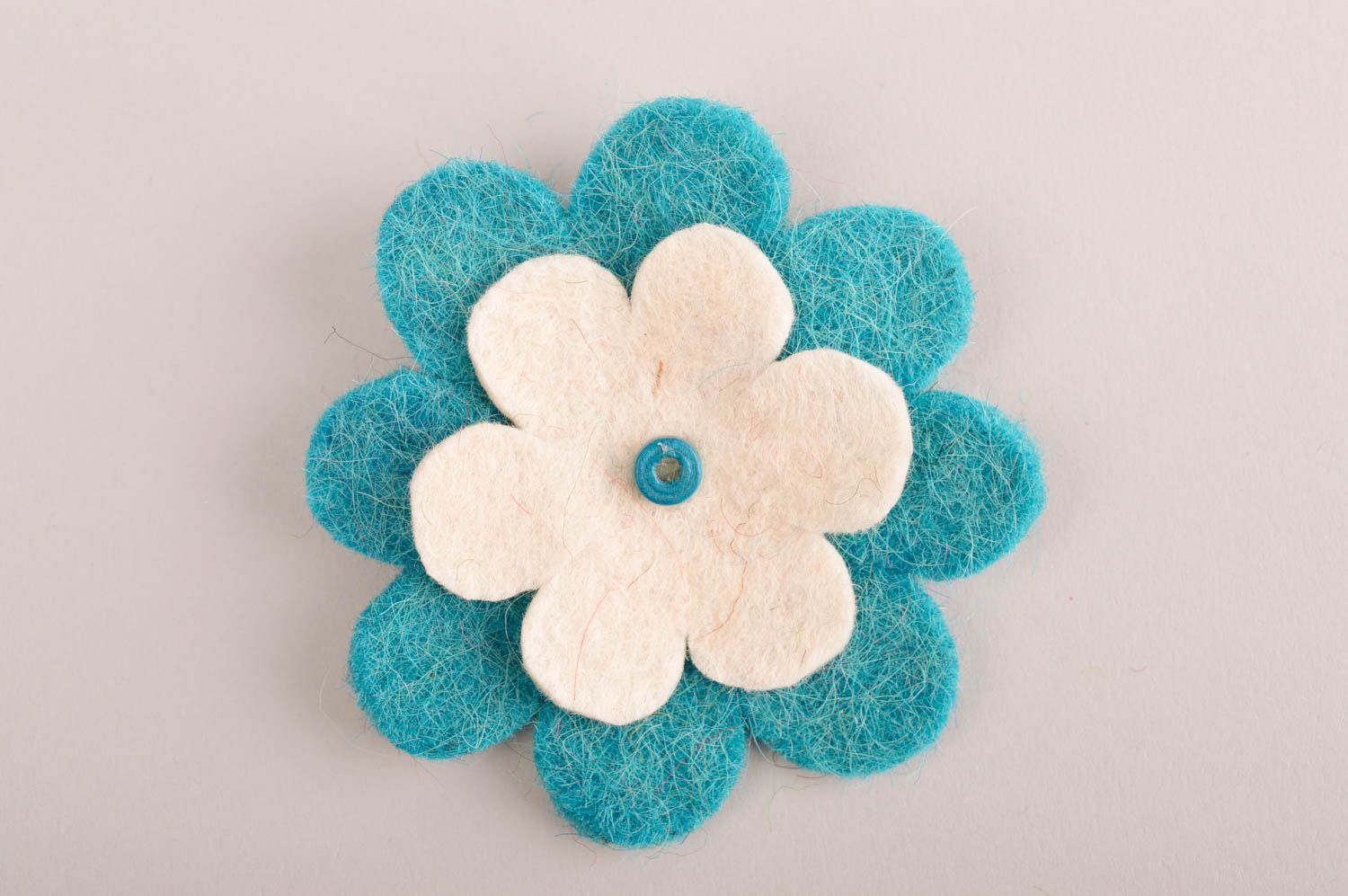 Handmade Schmuck Blumen Haargummi Mädchen Haarschmuck blau weiß aus Filzwolle foto 2