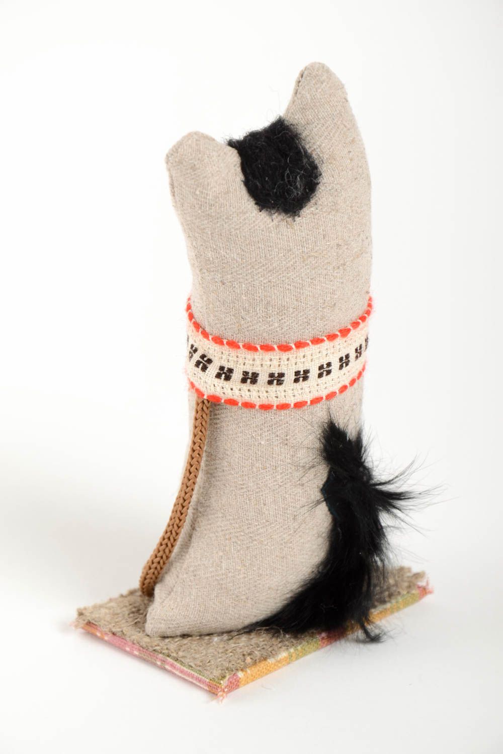 Котик фигурка ручной работы текстильный декор для дома необычный подарок ребенку фото 3
