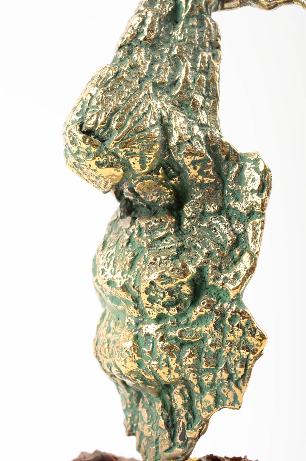 Designer table statuette made of brass handmade home decor stylish figurine photo 4