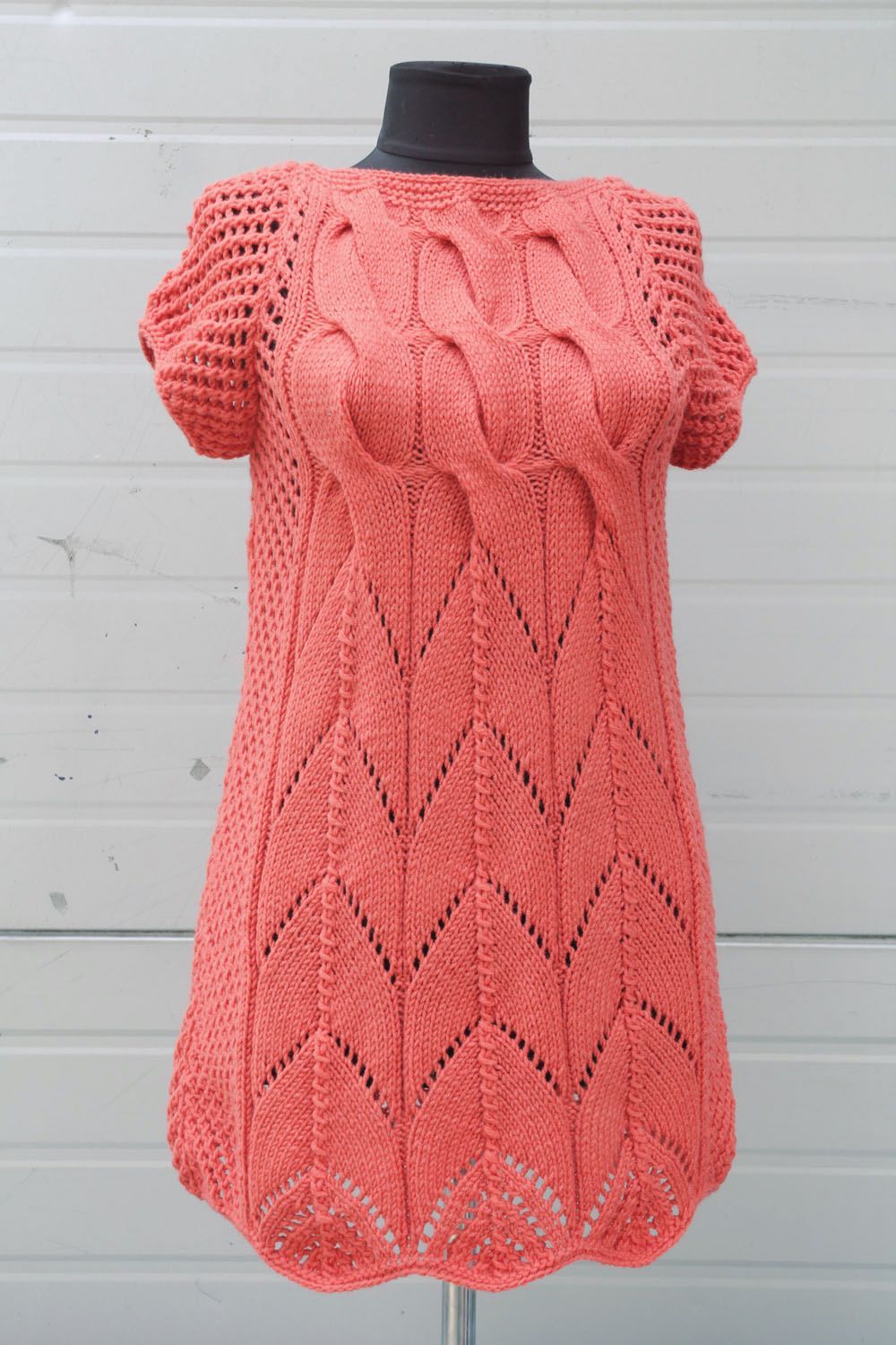 Robe tunique tricotée main corail photo 1