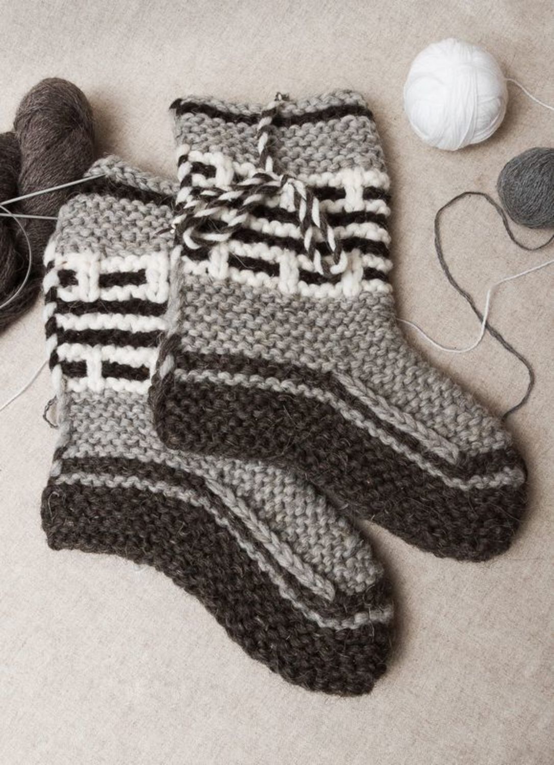 Knitted high socks for children photo 1