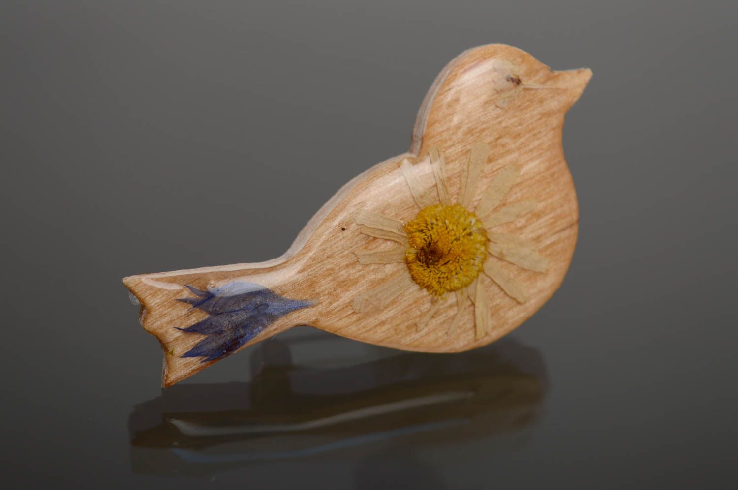 Broche de madera y resina epoxi Pájaro foto 1