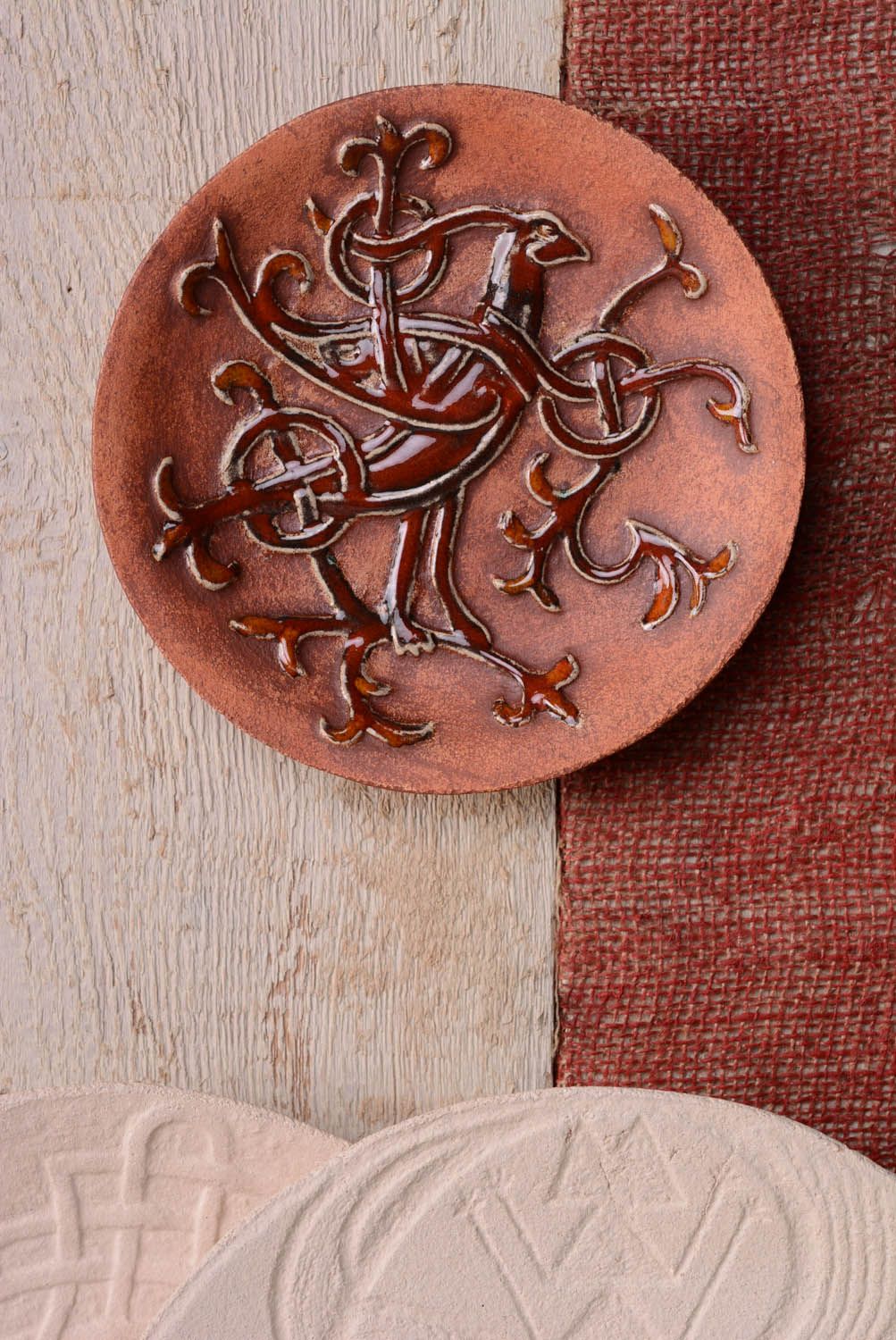 Assiette-talisman céramique murale Rarog photo 3