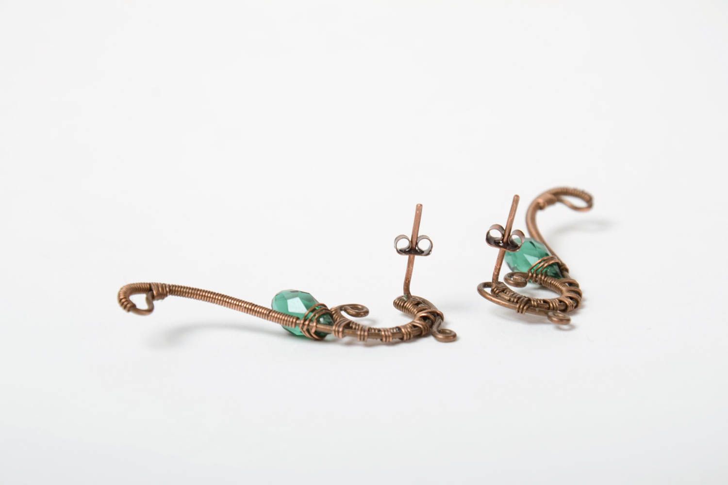 Feine lange handgemachte Ohrringe Wire Wrap mit grünem Kristall für Frauen foto 4