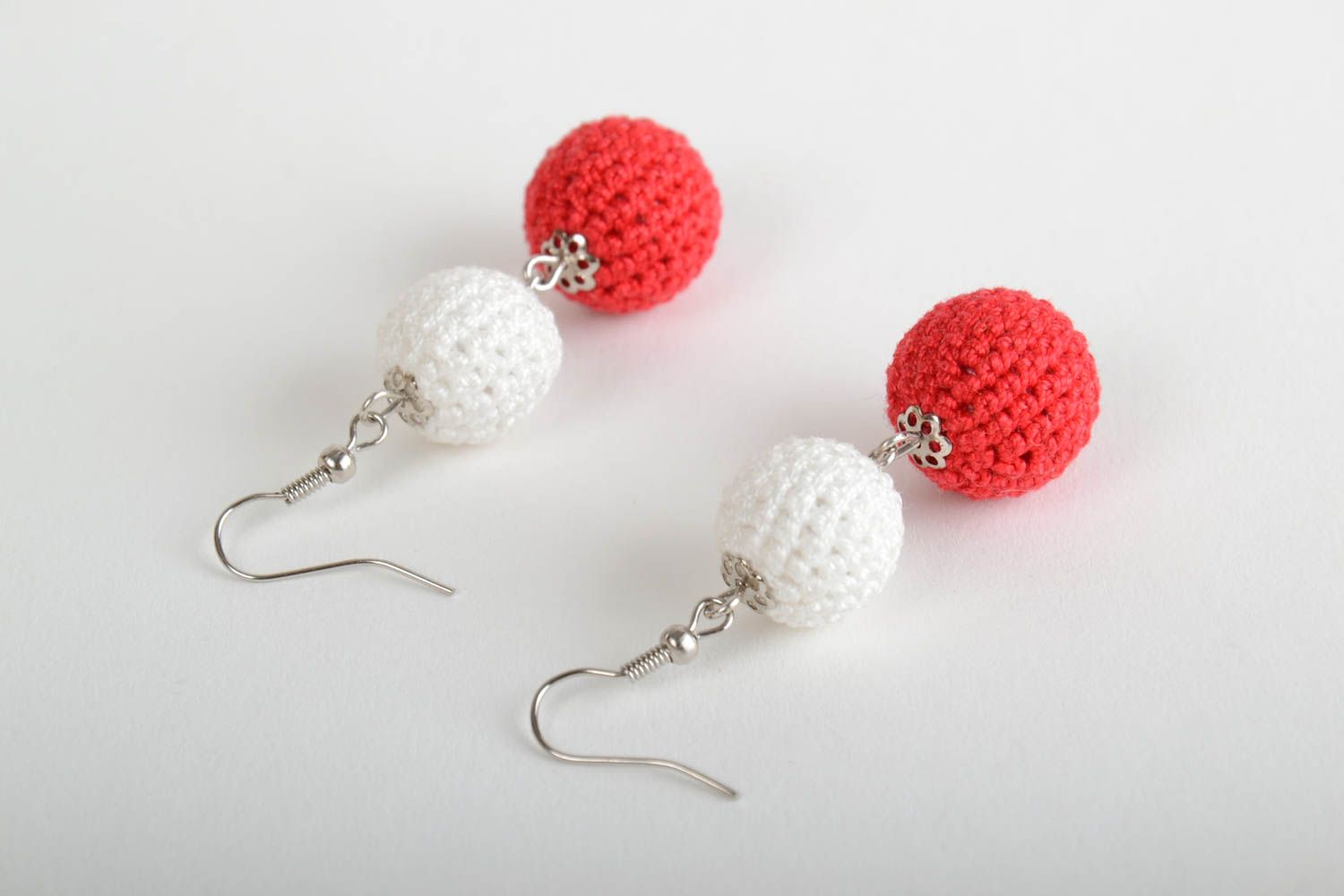 Handmade long red and white bead earrings crocheted over with cotton threads photo 3