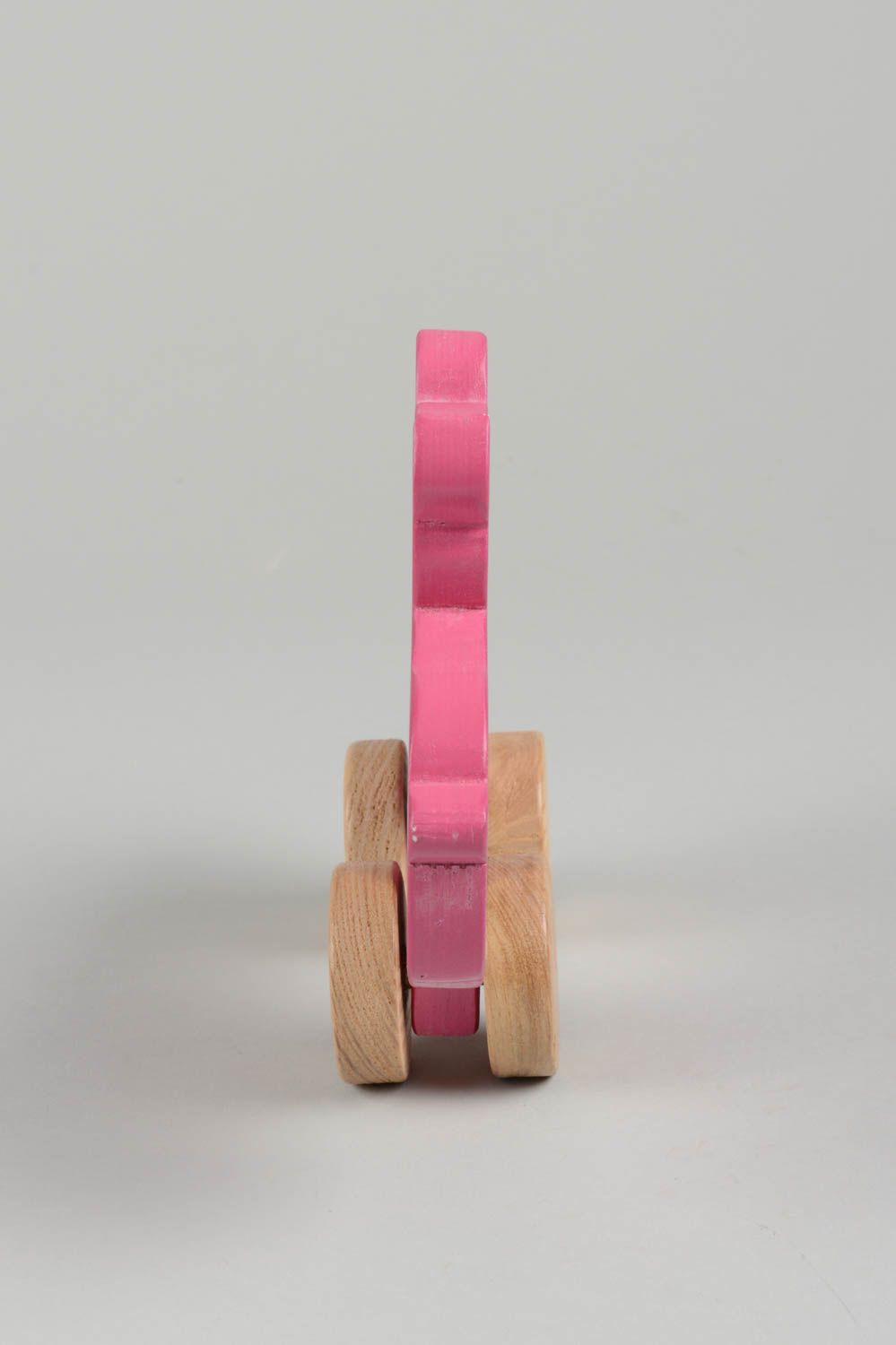 Juguete hecho a mano hipopótamo rosado juguete de madera juguetes con ruedas foto 5