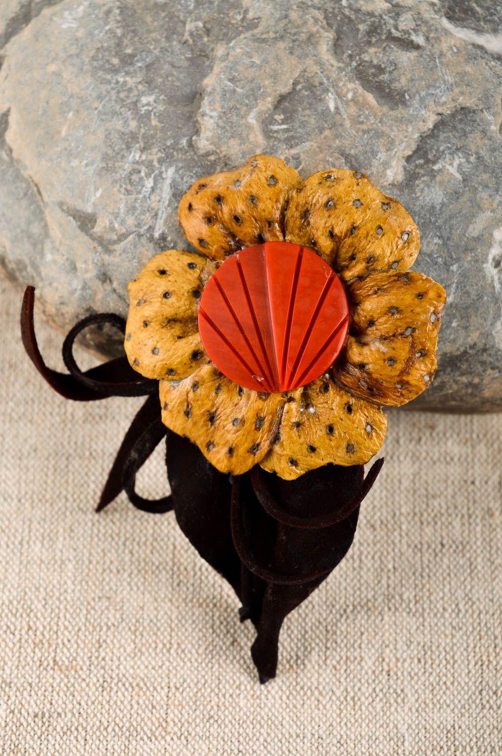Leather brooch flower brooch handmade leather jewelry fashion jewelry for women photo 1