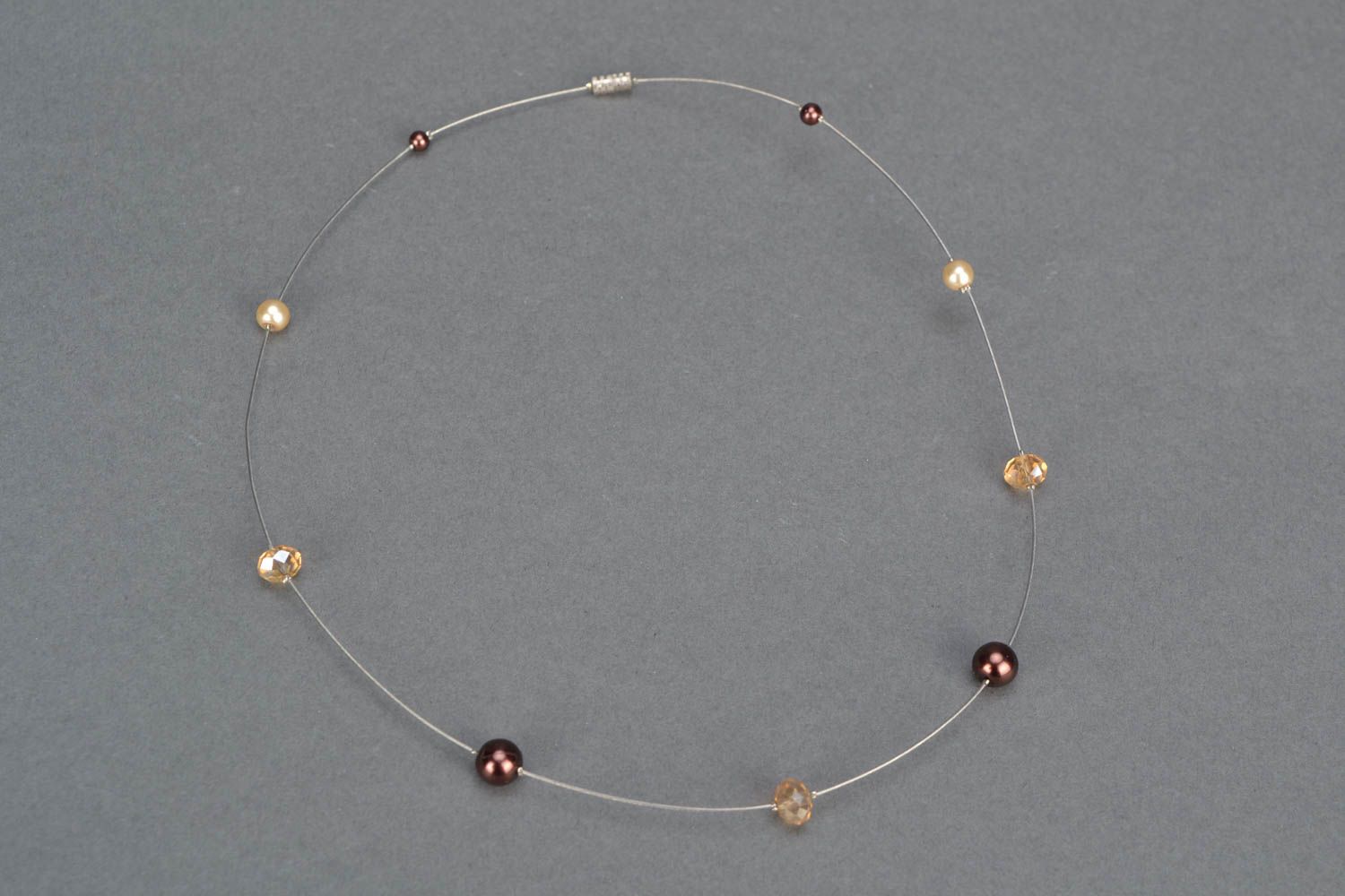 Neck jewelry with beads photo 3