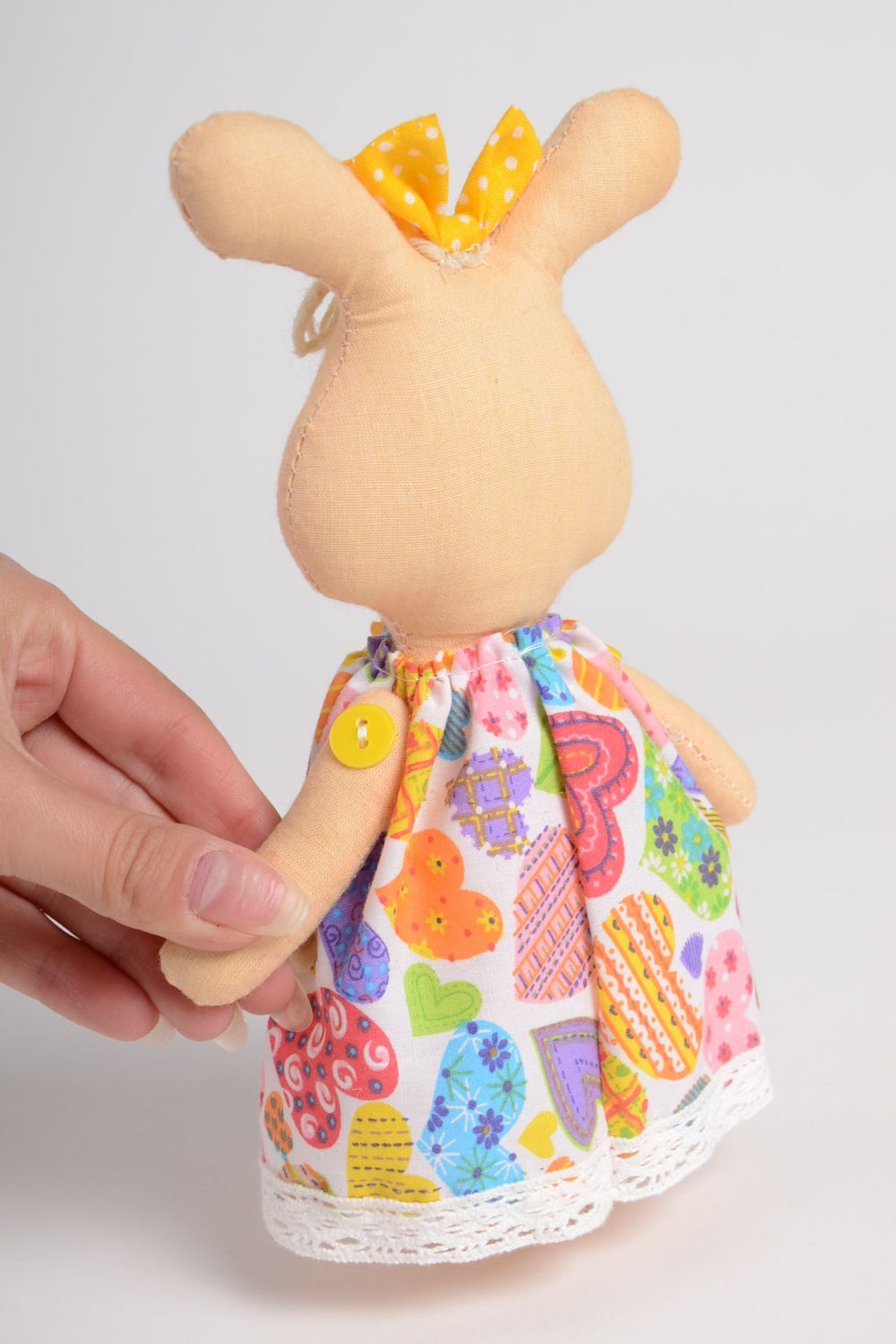 Jouet enfant fait main Peluche en tissu coton Lapin en robe Cadeau original photo 4