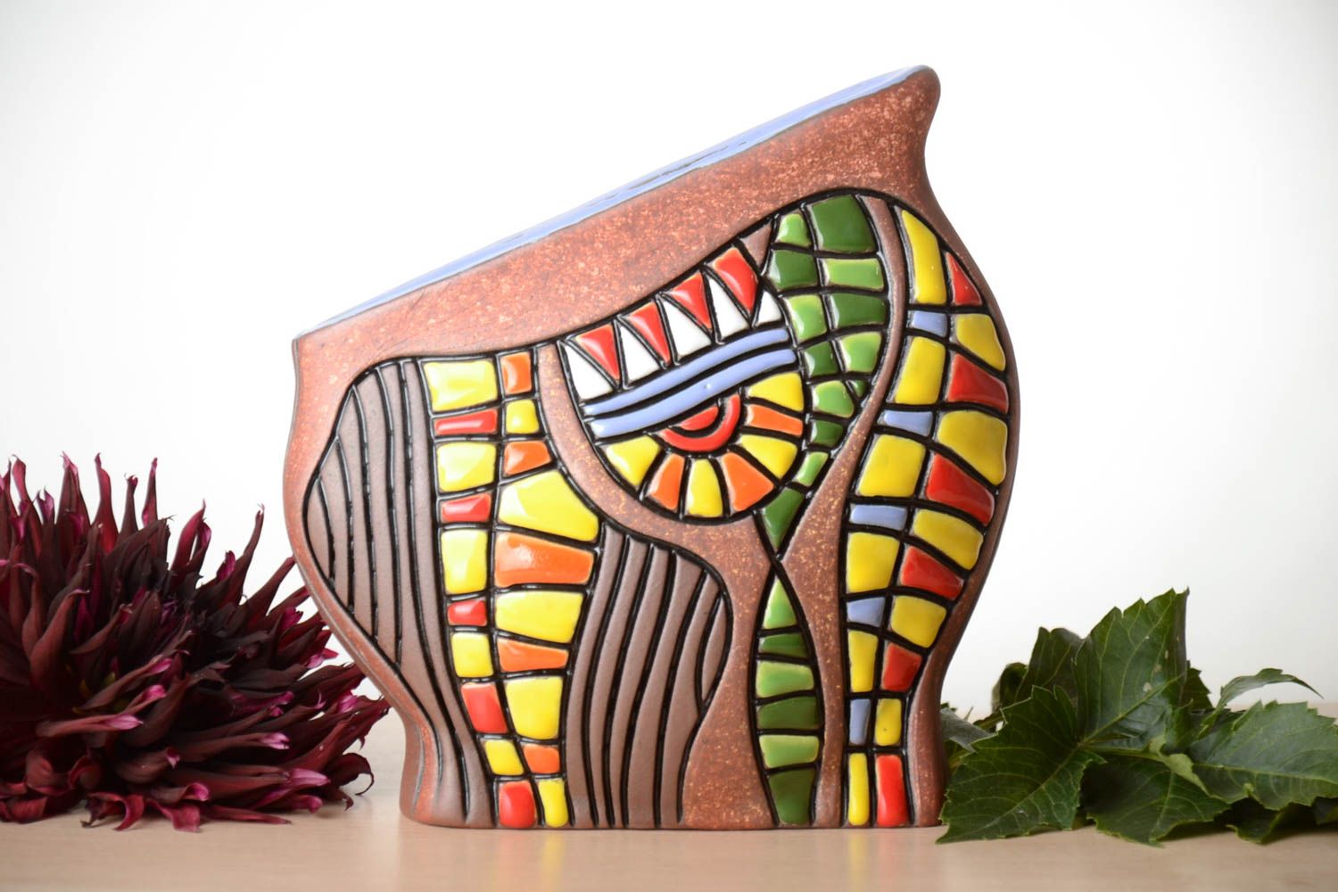 Vase argile fait main Déco maison Cadeau original multicolore forme insolite photo 1