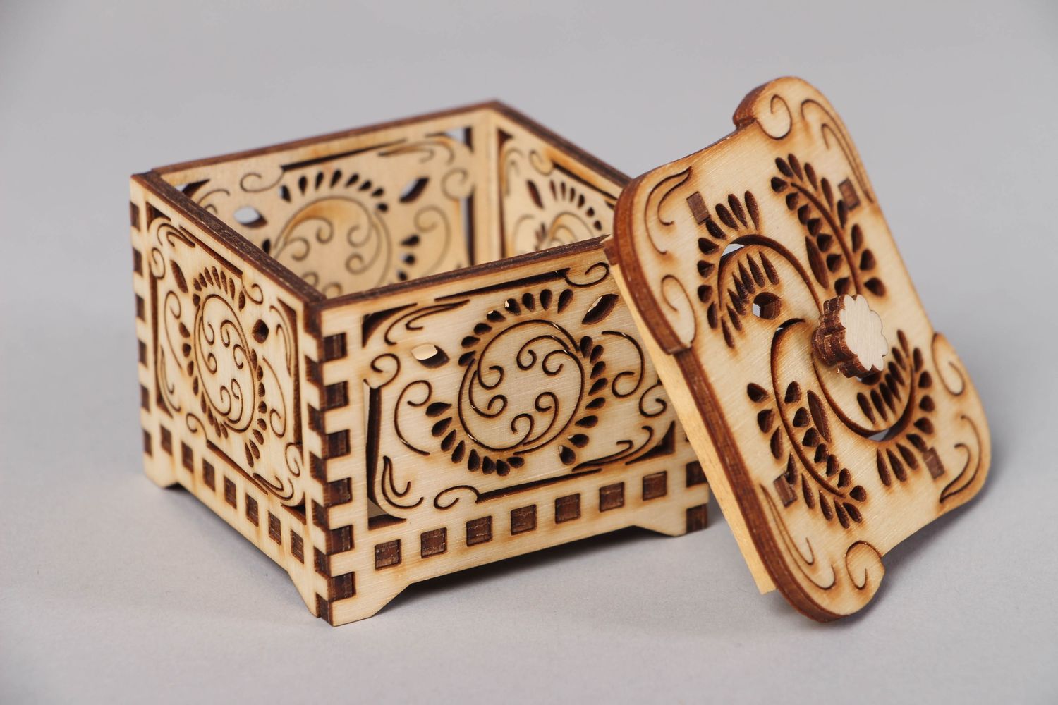 Hand carved wooden jewelry box with ornaments photo 2