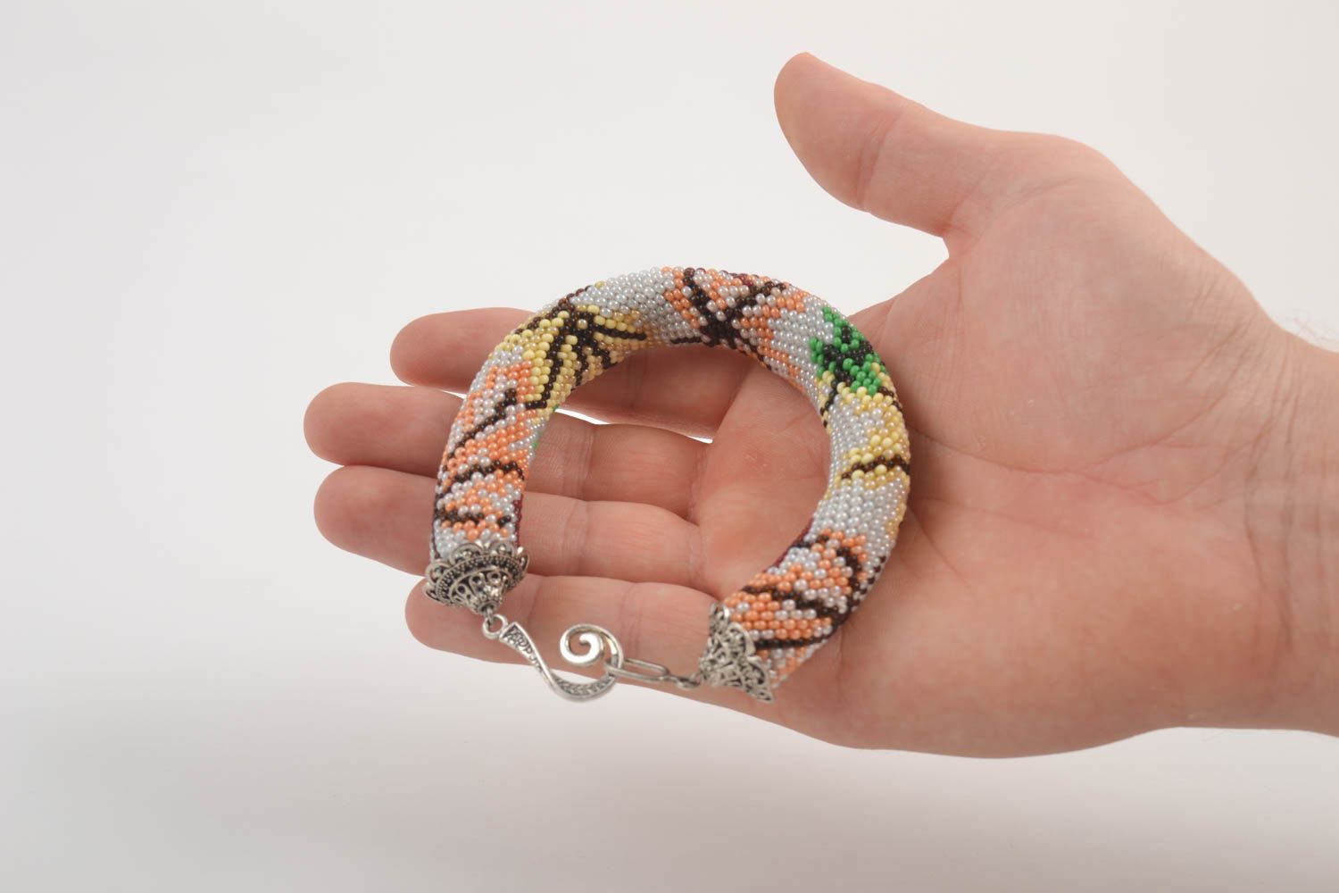 Handmade designer female bracelet beaded stylish accessory beaded jewelry photo 5