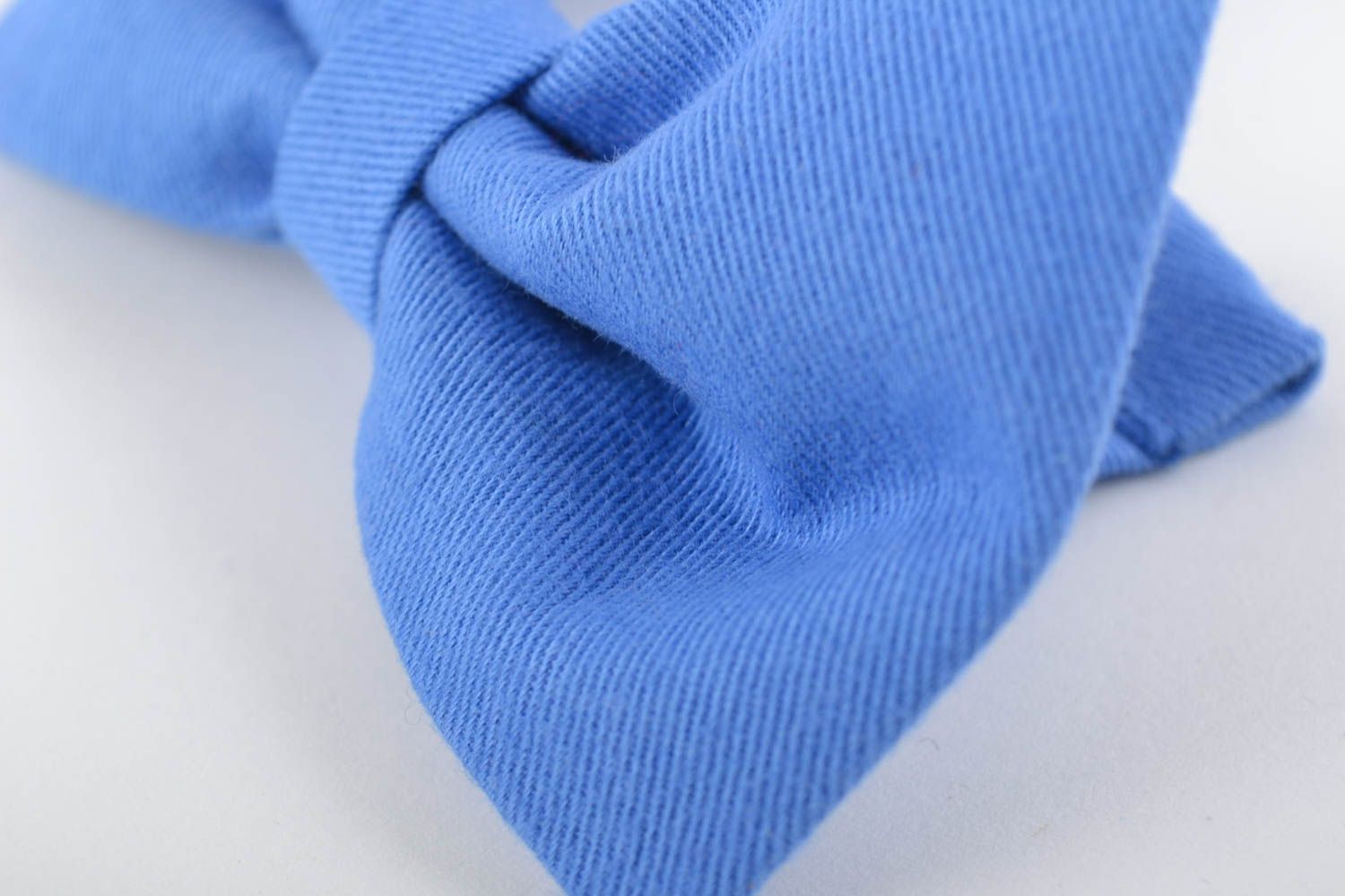 Beautiful bright handmade designer fabric bow tie of blue color photo 4