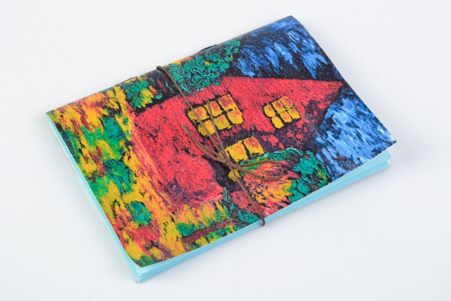 Скетчбук с цветными листами из 48 листов стильный на завязках ручная работа фото 1